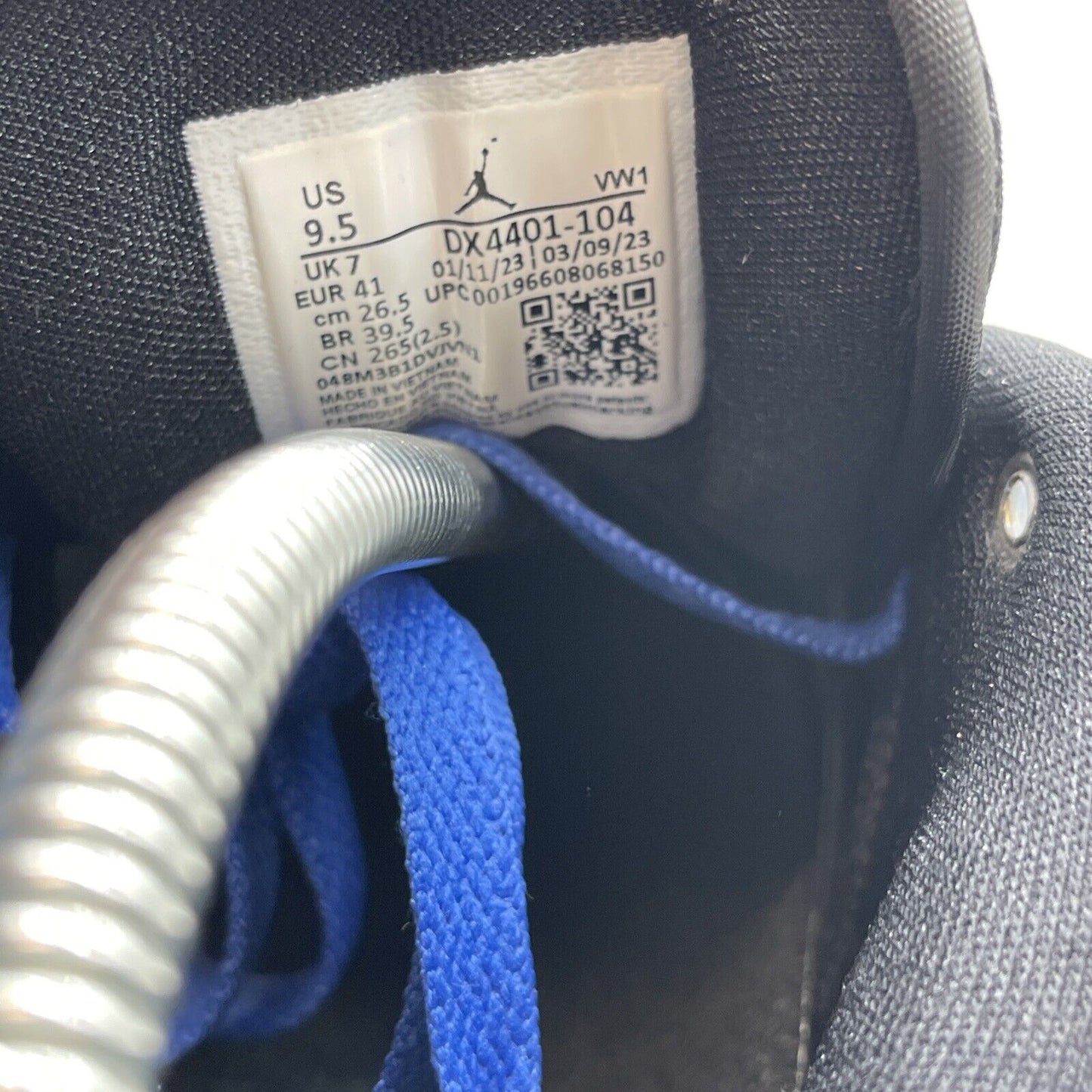 Size 9.5W - Air Jordan 2 Retro Low Varsity Royal Blue White (DX4401-104)