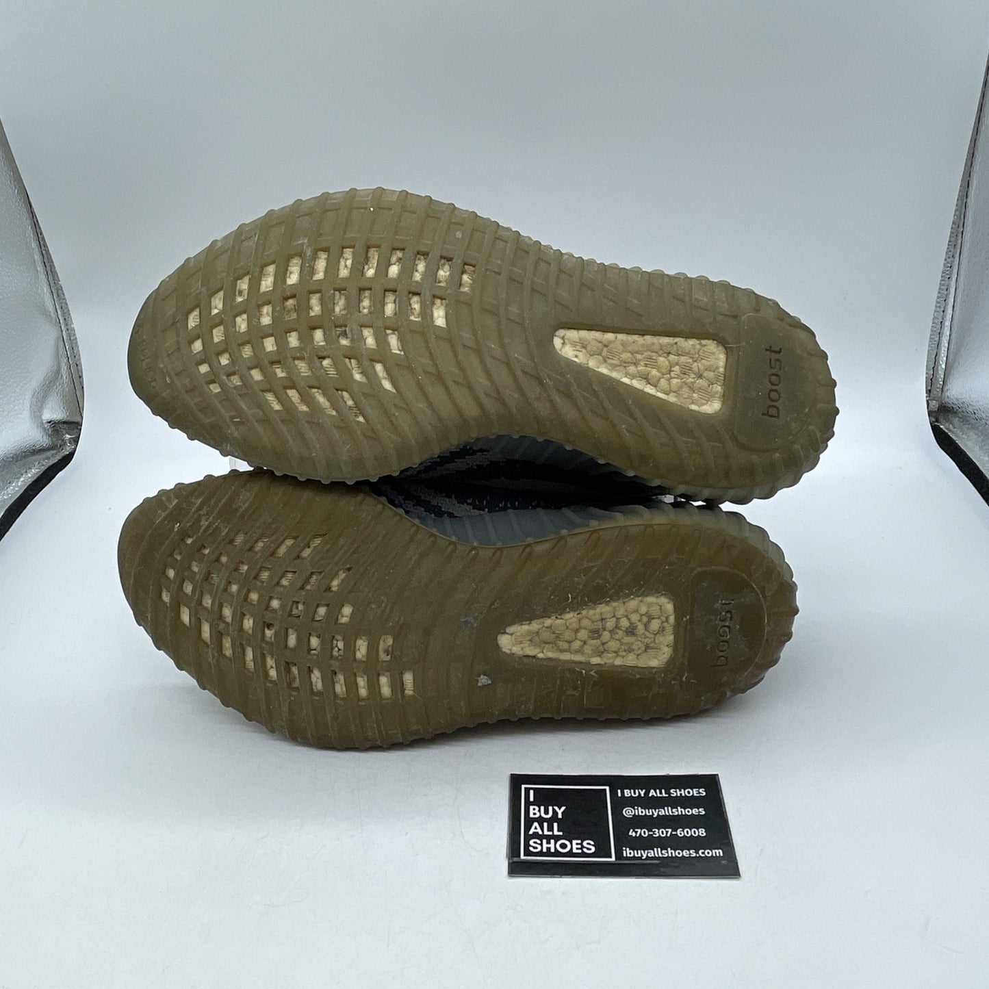 Size 10 - adidas Yeezy Boost 350 V2 Low Beluga 2.0 (AH2203)