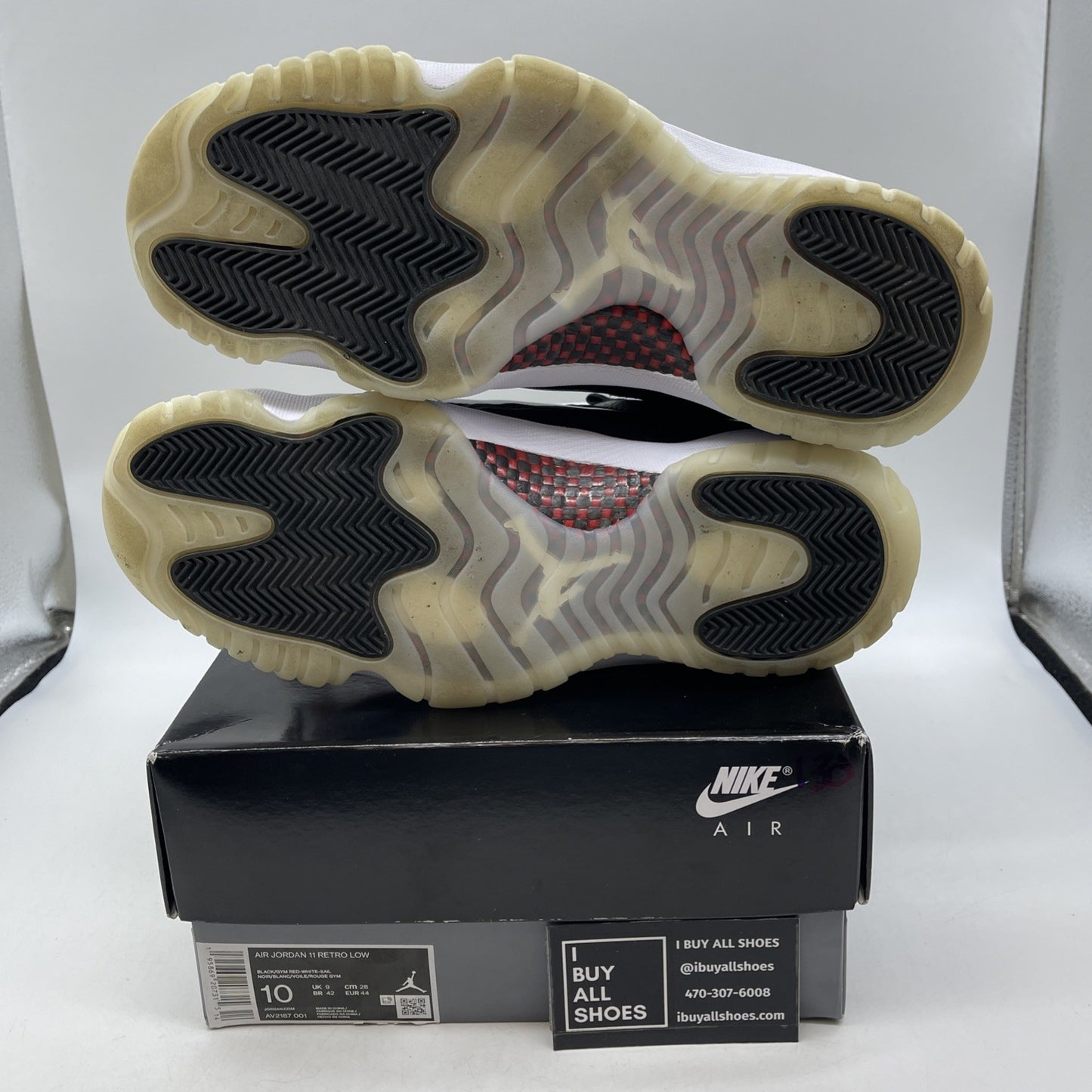 Size 10 - Air Jordan 11 Retro Low 72-10 (AV2187-001)