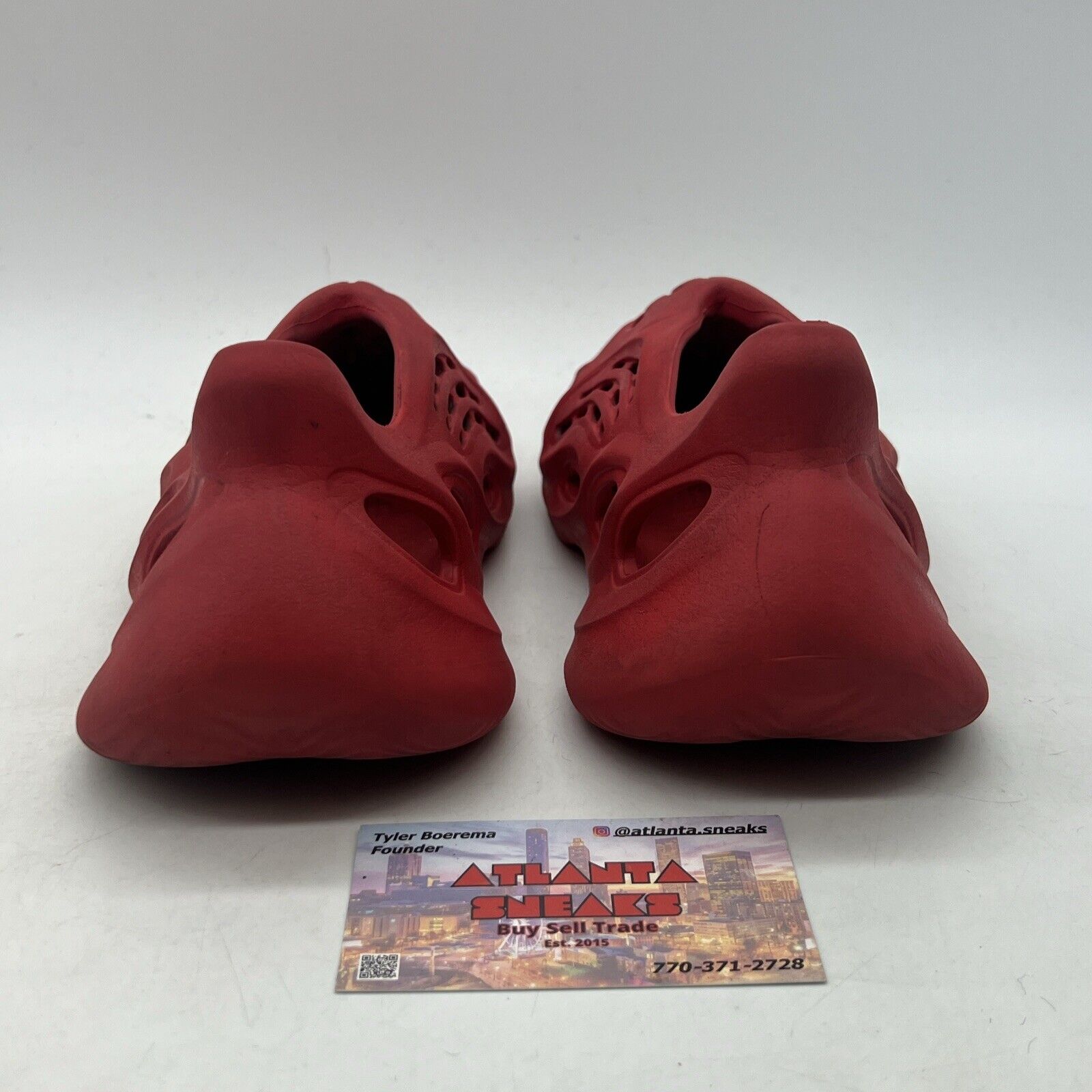 (Kids) Adidas Yeezy Foam Runner 'Vermilion' (2021) (GX1136) Size 5