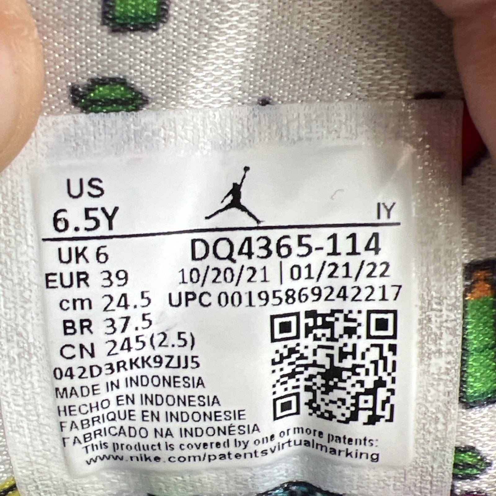 Size 6.5Y - Air Jordan 12 Retro Mid Emoji (DQ4365-114)