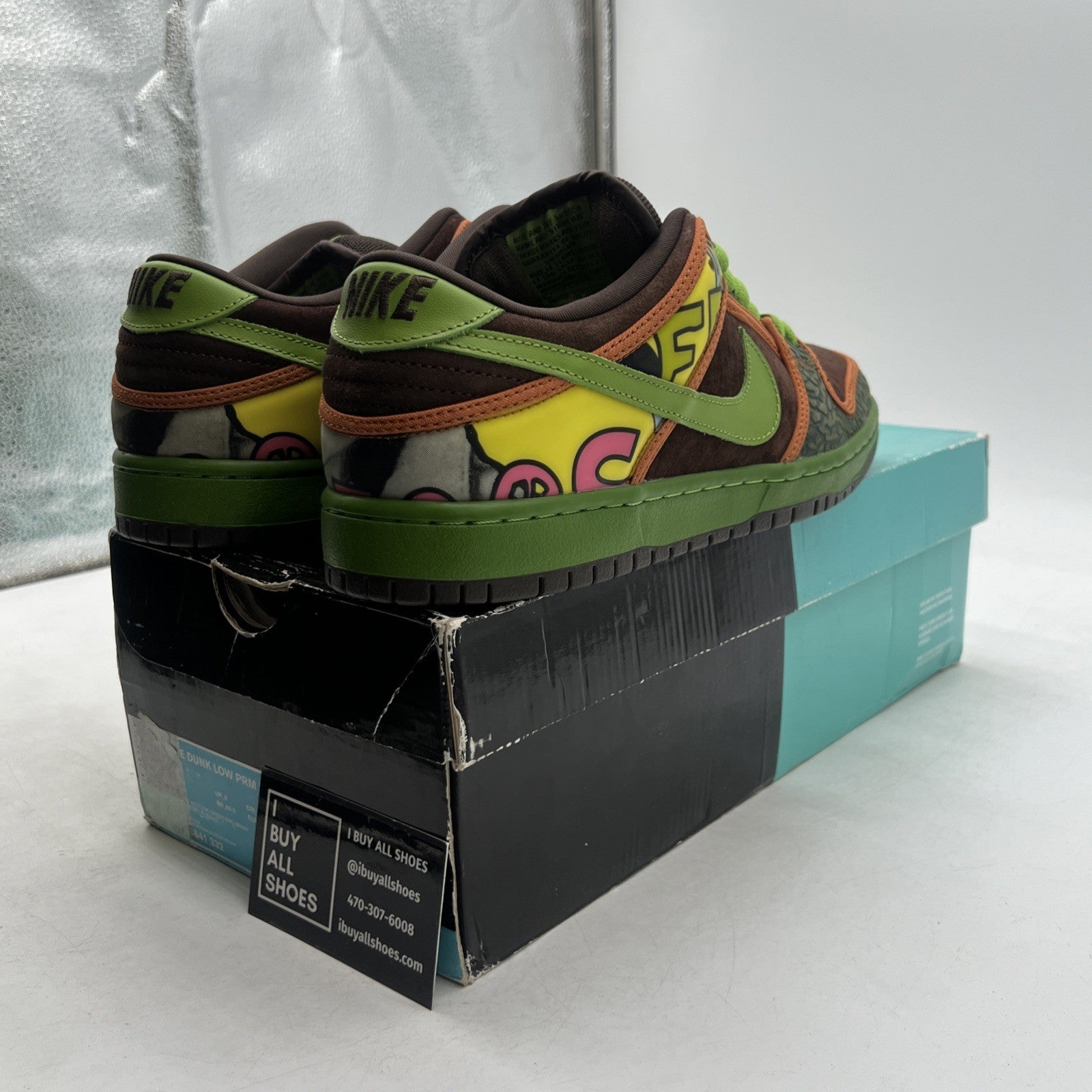 Size 9 - Nike SB Dunk Low de la soul 2015 (789841-332)