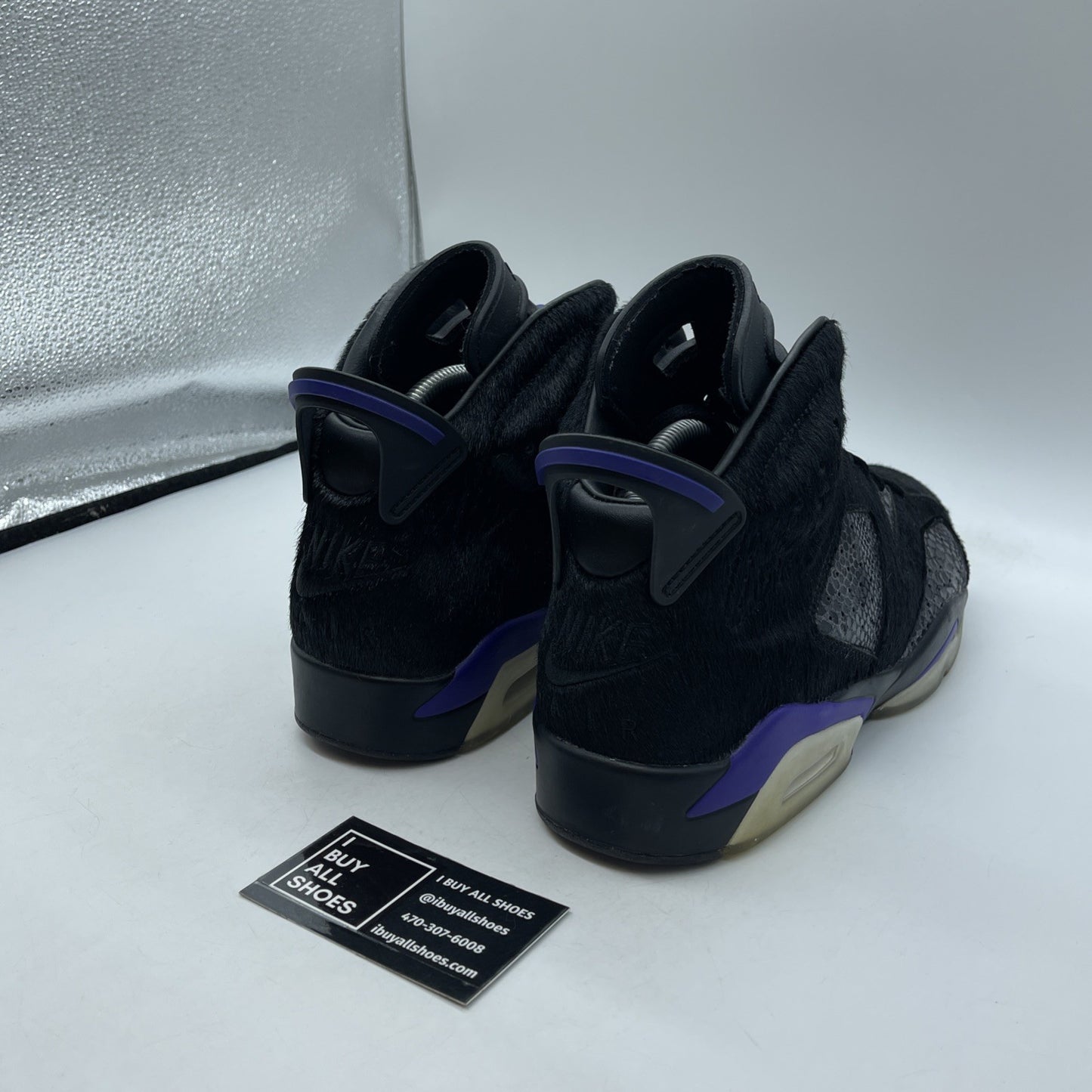 Size 9.5 - Social Status x Air Jordan 6 Retro Pony Hair Suede (AR2257-005)