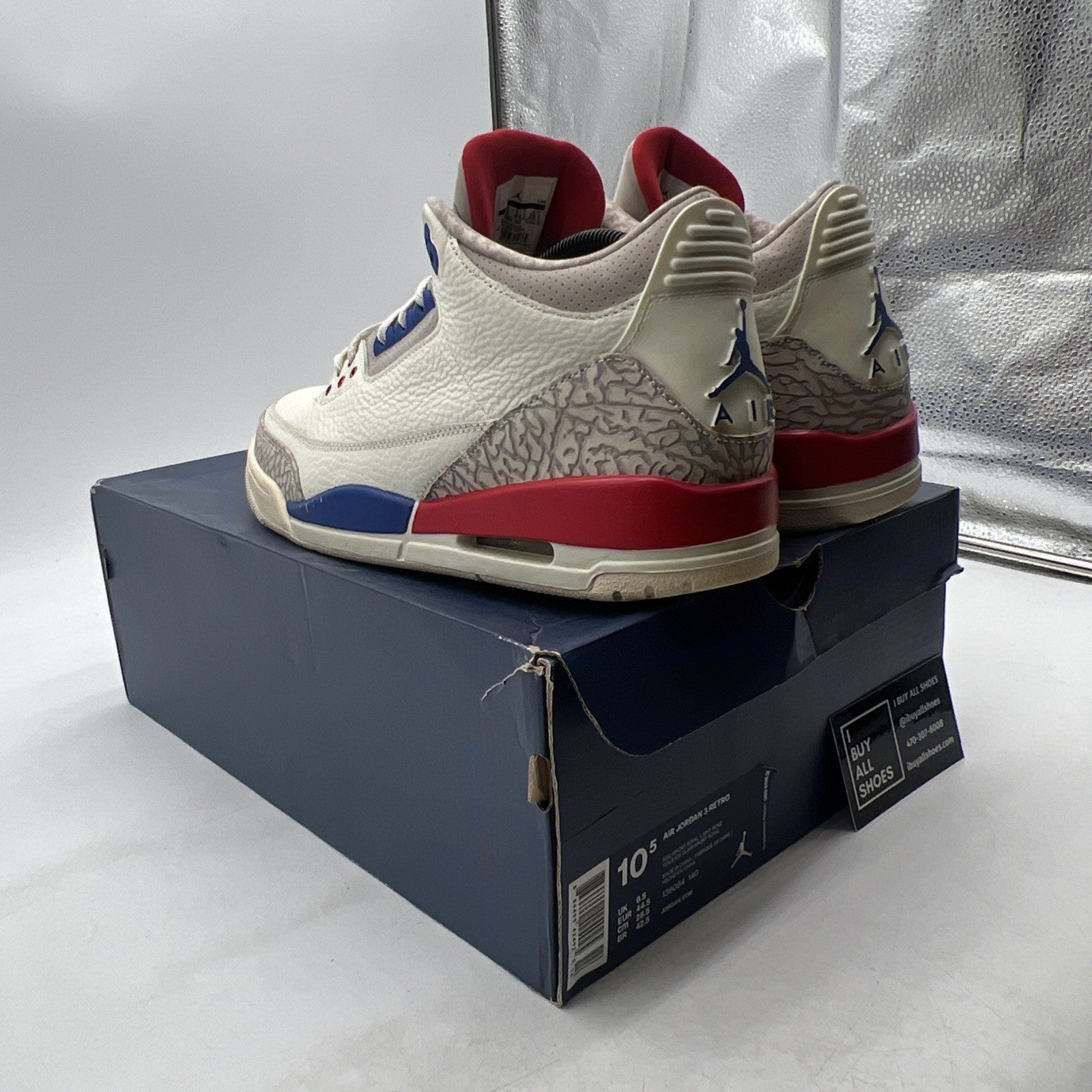 Size 10.5 - Air Jordan 3 Retro International Flight (136064-140)