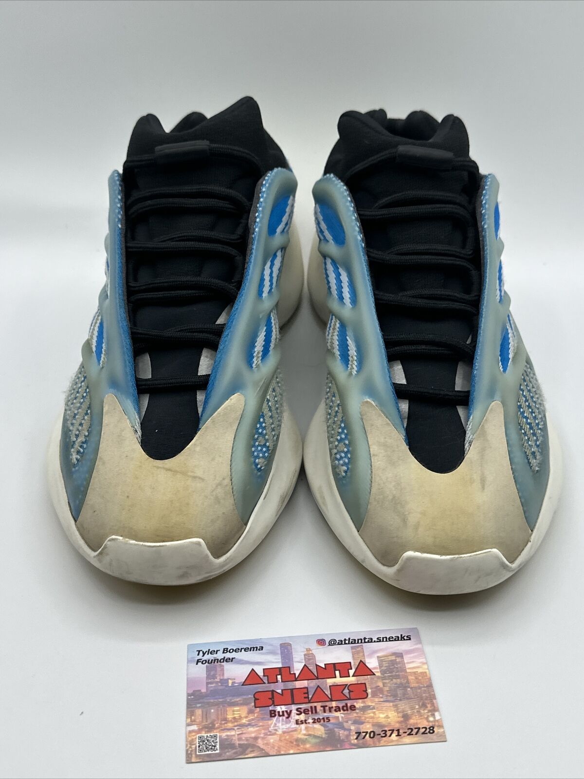 Size 9.5 - adidas Yeezy 700 V3 Arzareth