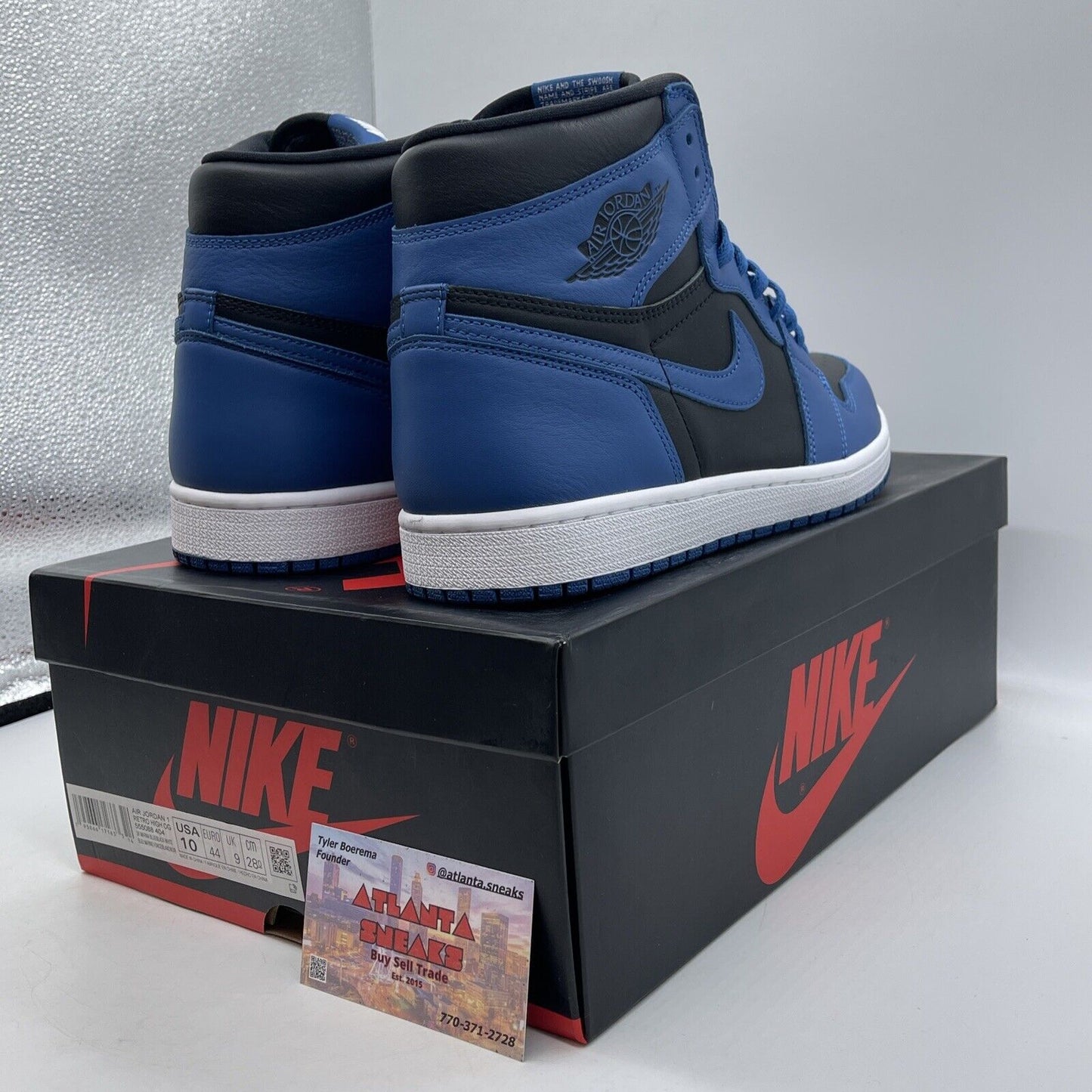 Size 10 - Jordan 1 Retro OG High Dark Marina Blue Black Leather (555088-404)