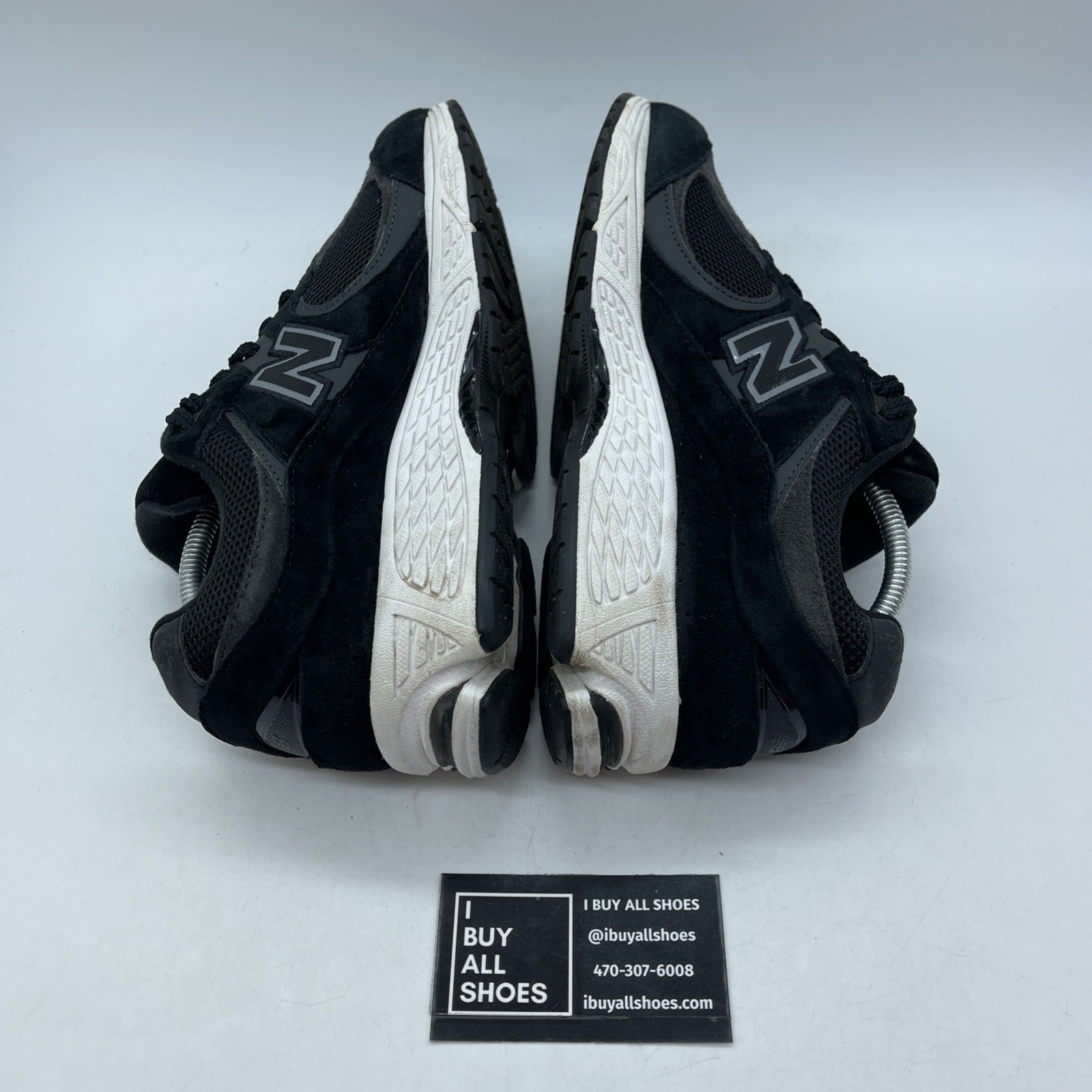 Size 8.5 - New Balance 2002R Black Gunmetal Grey Suede Leather (M2002RBK)