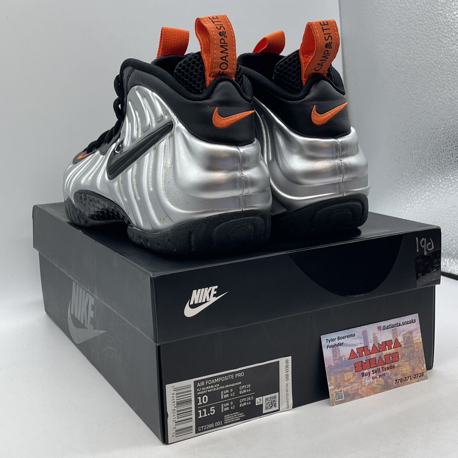 Size 10 - Nike Air Foamposite Pro Halloween Silver  Black Orange (CT2286-001)