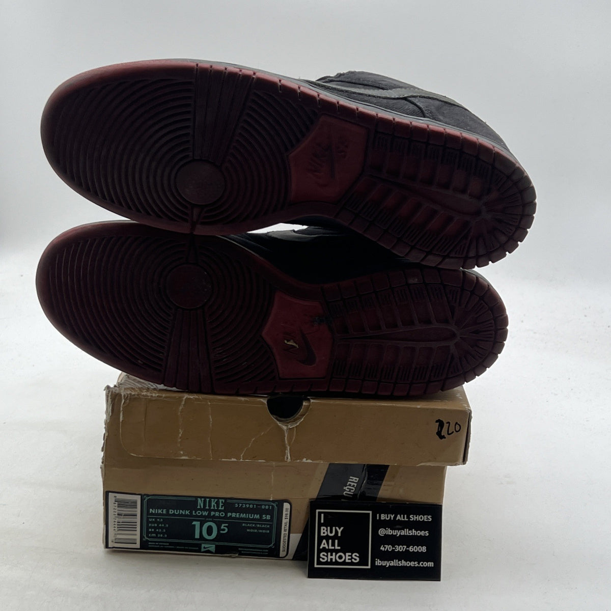Size 10.5 - Nike Dunk Premium SB Low Levi's (573901-001)