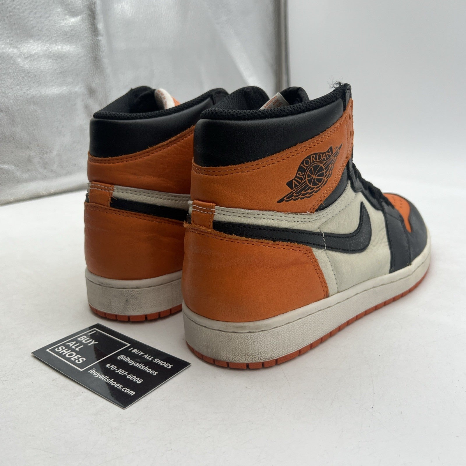 Size 9 - Air Jordan 1 Retro High OG shattered backboard away 2016 (555088-005)