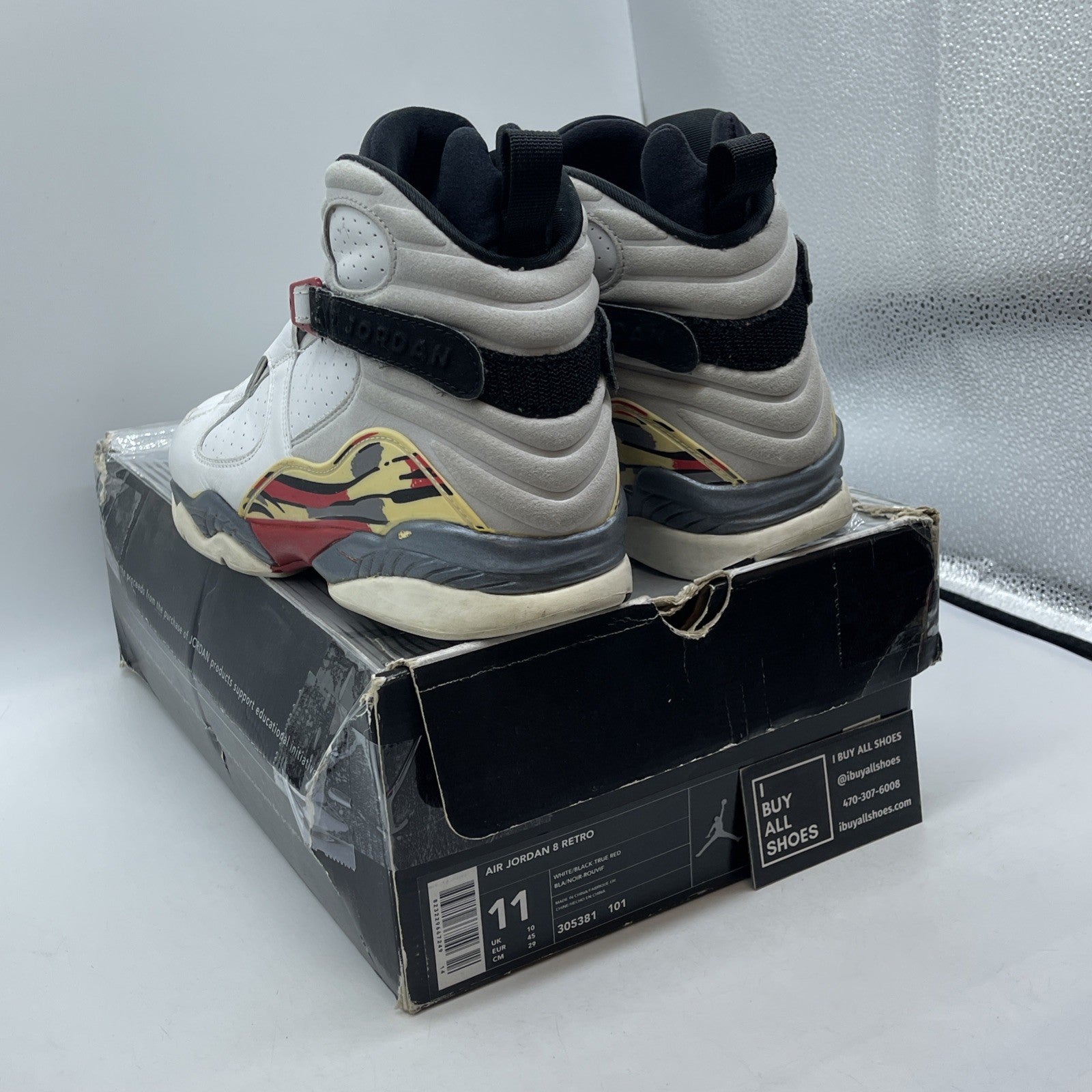 Size 11 - Air Jordan 8 Retro 2003 Bugs Bunny White Grey Suede Leather 305381-101