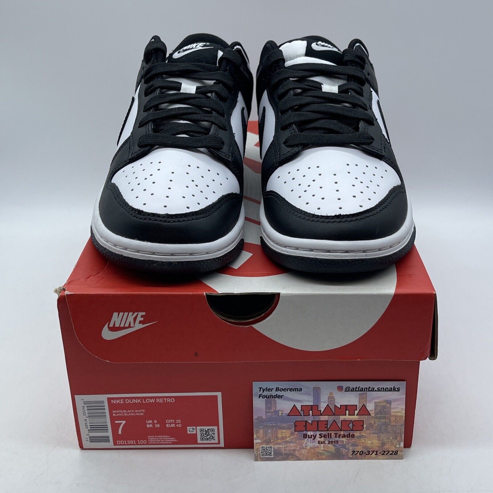 Size 7 - Nike Dunk Low Black White