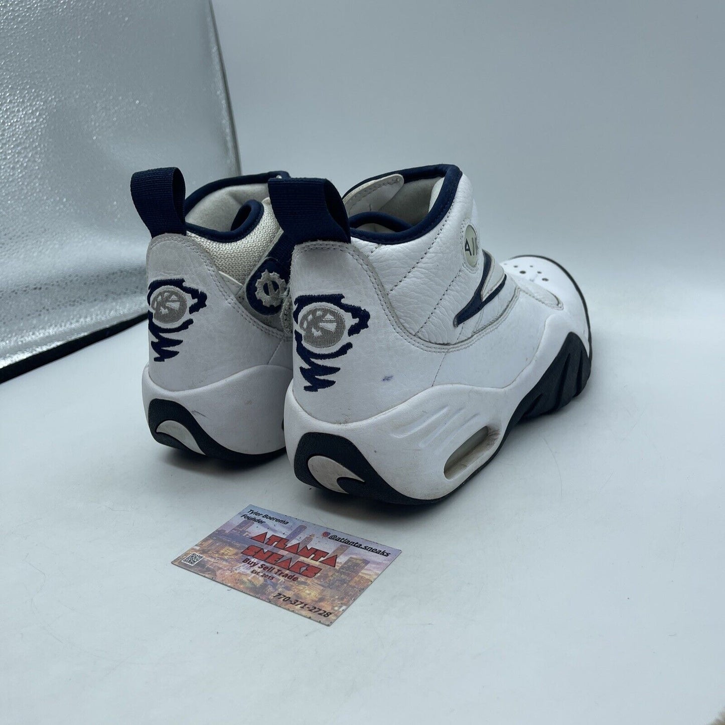 Size 8 - Nike Air Shake Ndestrukt White Navy Black Leather (880869-102)