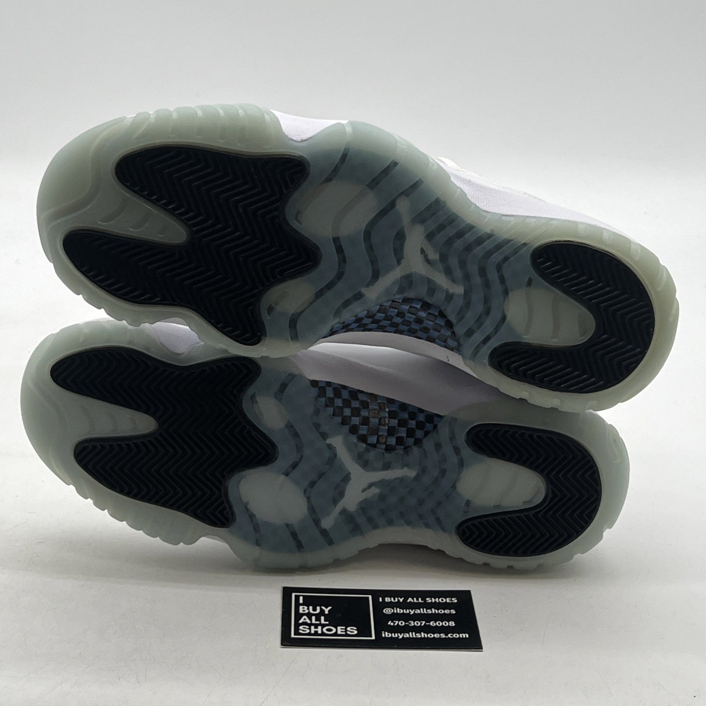 Size 9 - Air Jordan 11 Retro Low Legend Blue (AV2187-117)