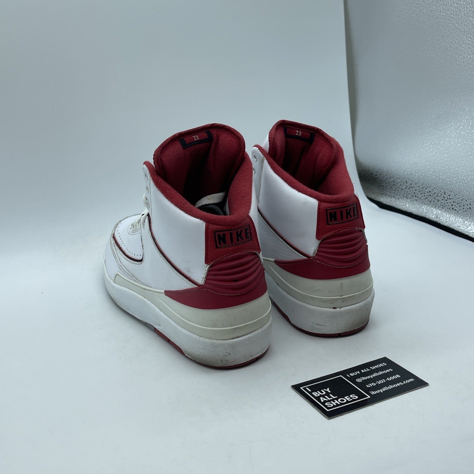 Size 9 - Air Jordan 2 Retro Chicago Home White Red Leather (385475-102)