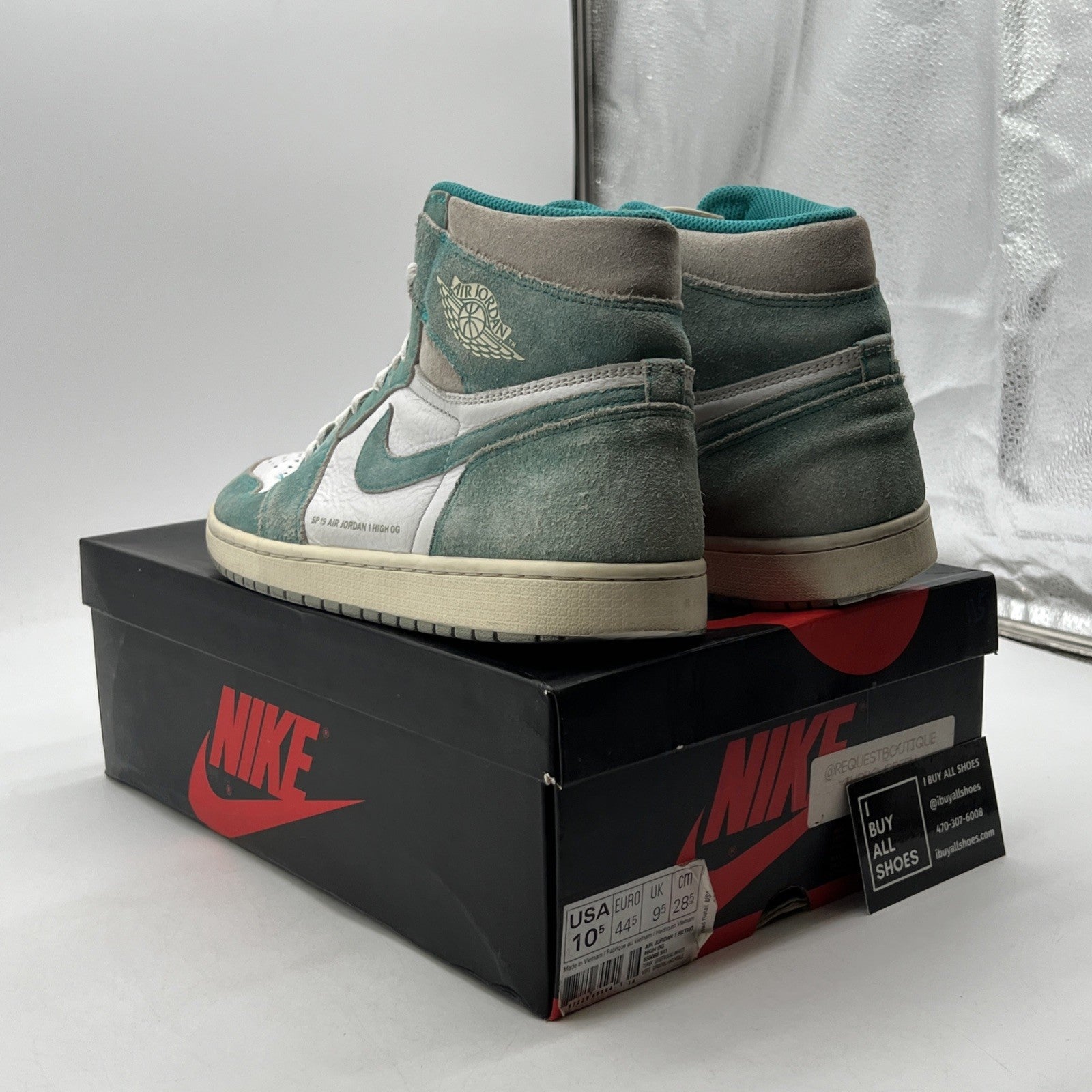 Size 10.5 - Air Jordan 1 Retro OG High Turbo Green (555088-311)