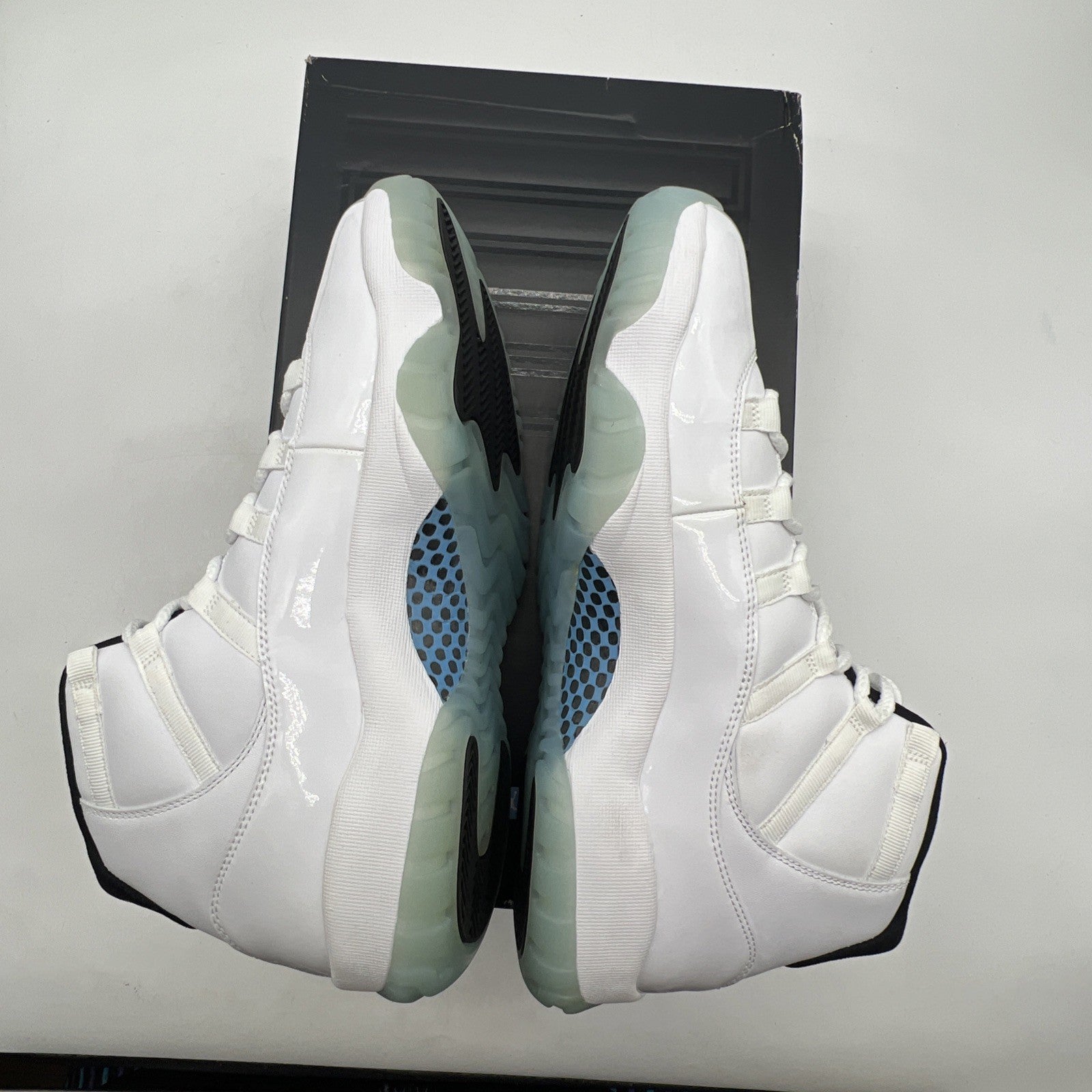 Size 10.5 - Air Jordan 11 Retro High Legend Blue (378037-117)