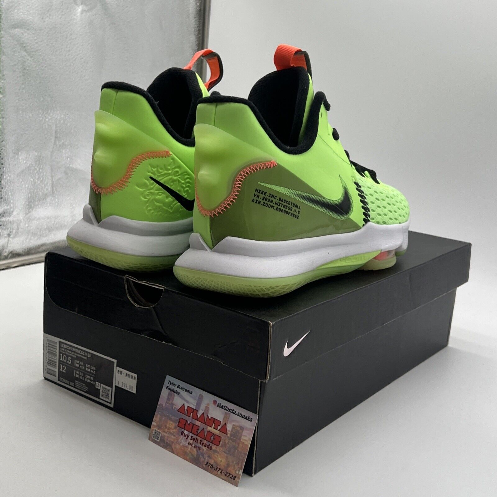 Size 10.5 - Nike LeBron Witness 5 EP Grinch (CQ9381-300)