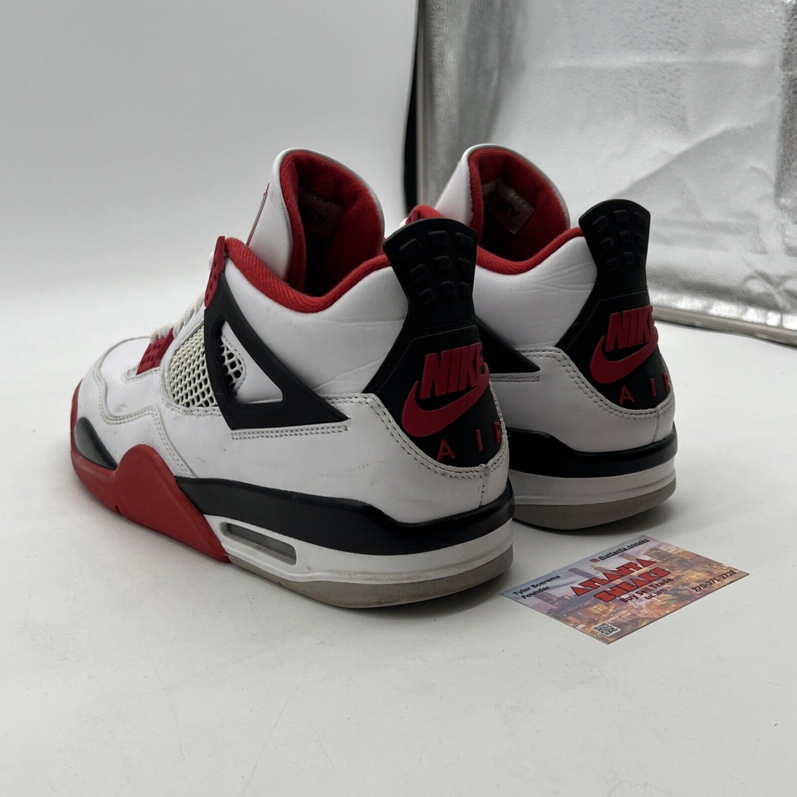 Size 10.5 - Air Jordan 4 Retro OG Mid Fire Red (DC7770-160)