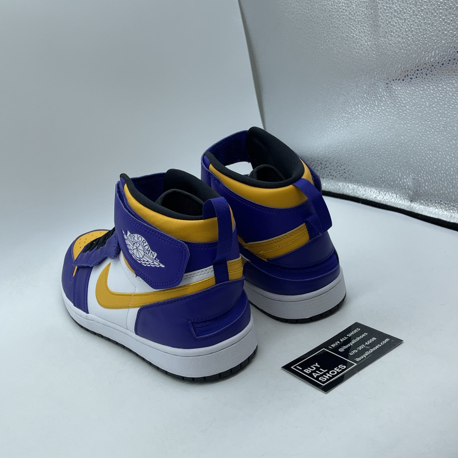 Size 11.5 - Air Jordan 1 FlyEase High Lakers Purple White Yellow (CQ3835-517)