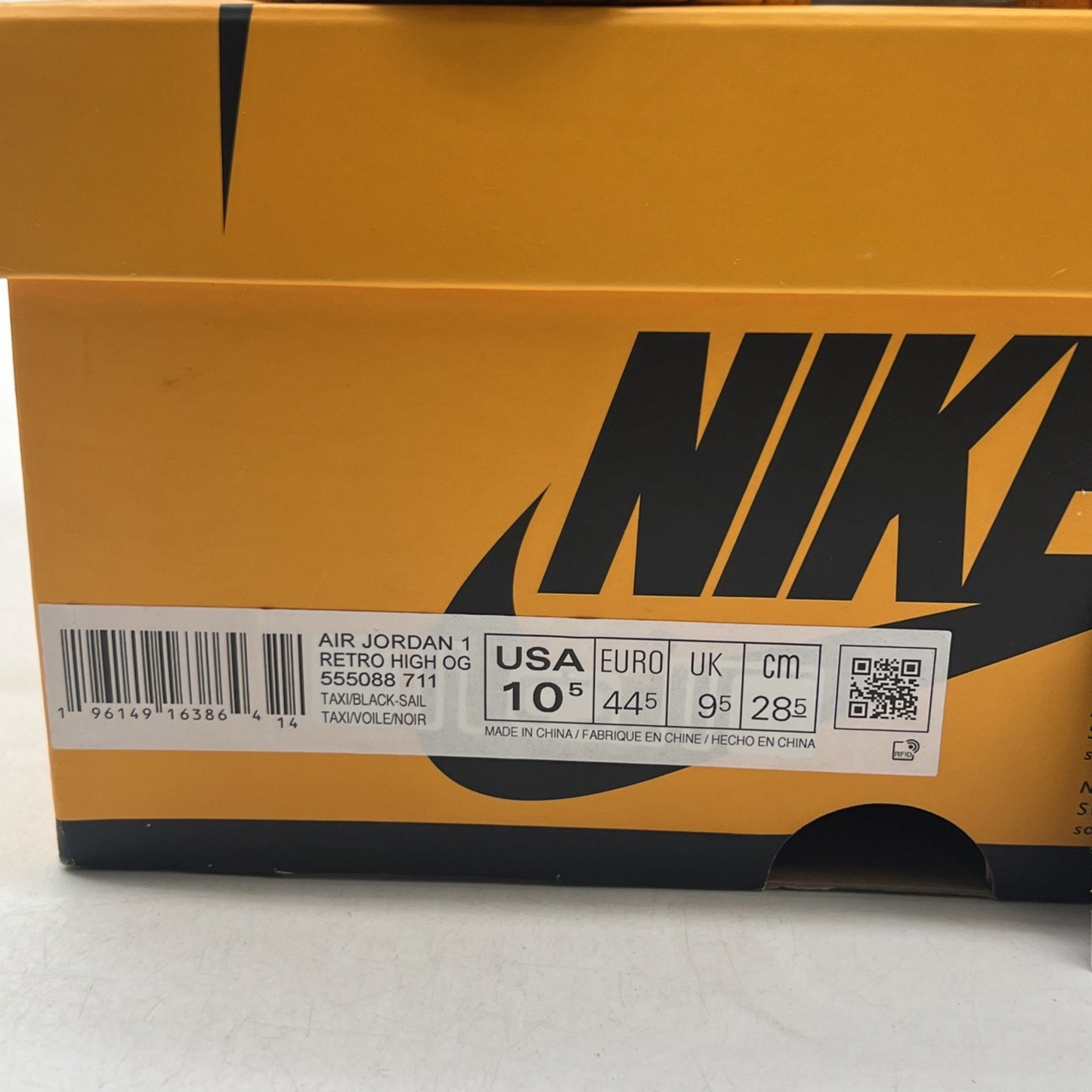 Size 10.5 - Air Jordan 1 Retro OG High Yellow Toe (555088-711)