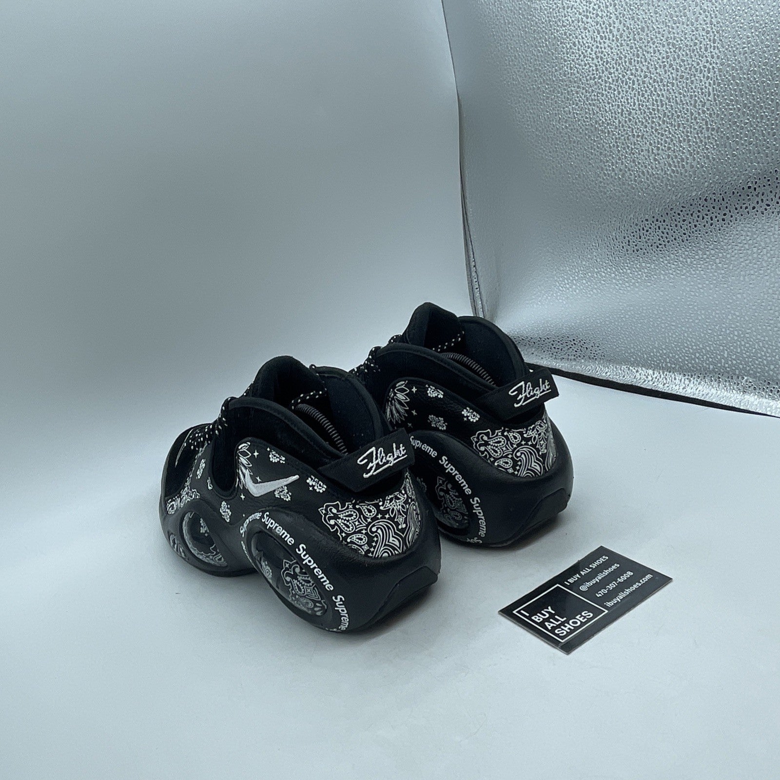 Size 9.5 - Nike Supreme x Air Zoom Flight 95 SP Black (DJ8604-001)