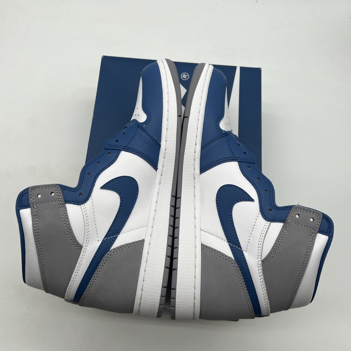 Size 10.5 - Air Jordan 1 Retro OG High True Blue (DZ5485-410)