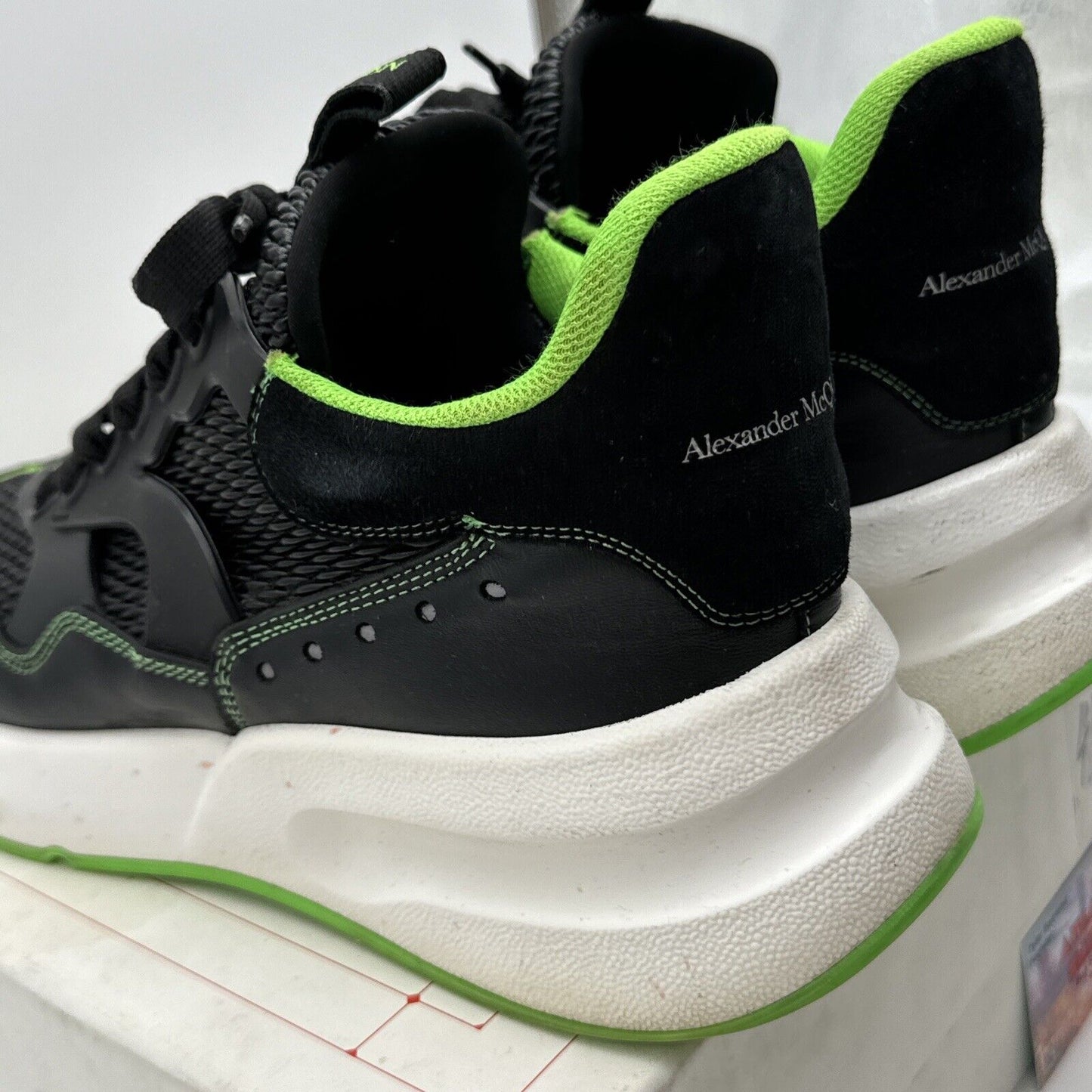 ALEXANDER MCQUEEN OVERSIZED RUNNER SLIME GREEN SZ EU 43 / US 10 Volt Black Suede