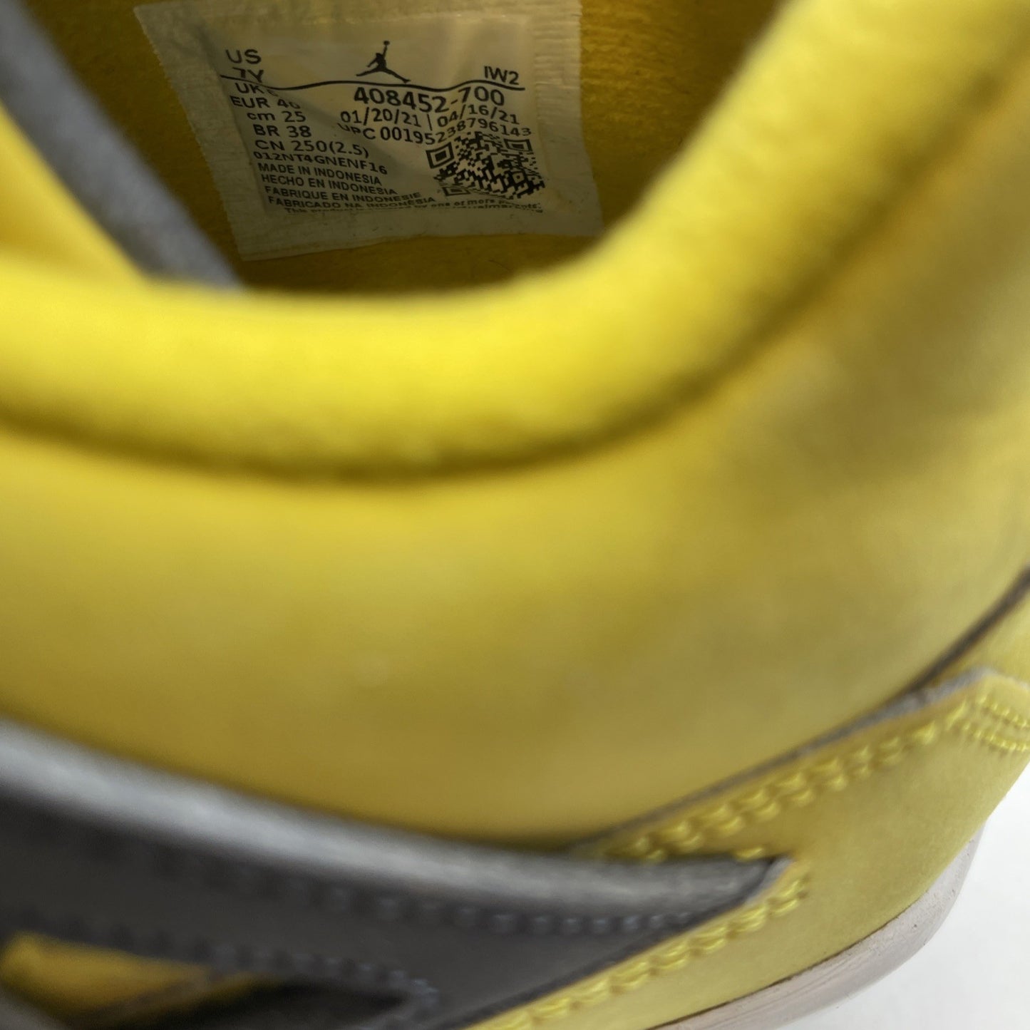 Size 7Y - Jordan 4 Retro GS Tour Yellow Grey Suede Leather (408452-700)