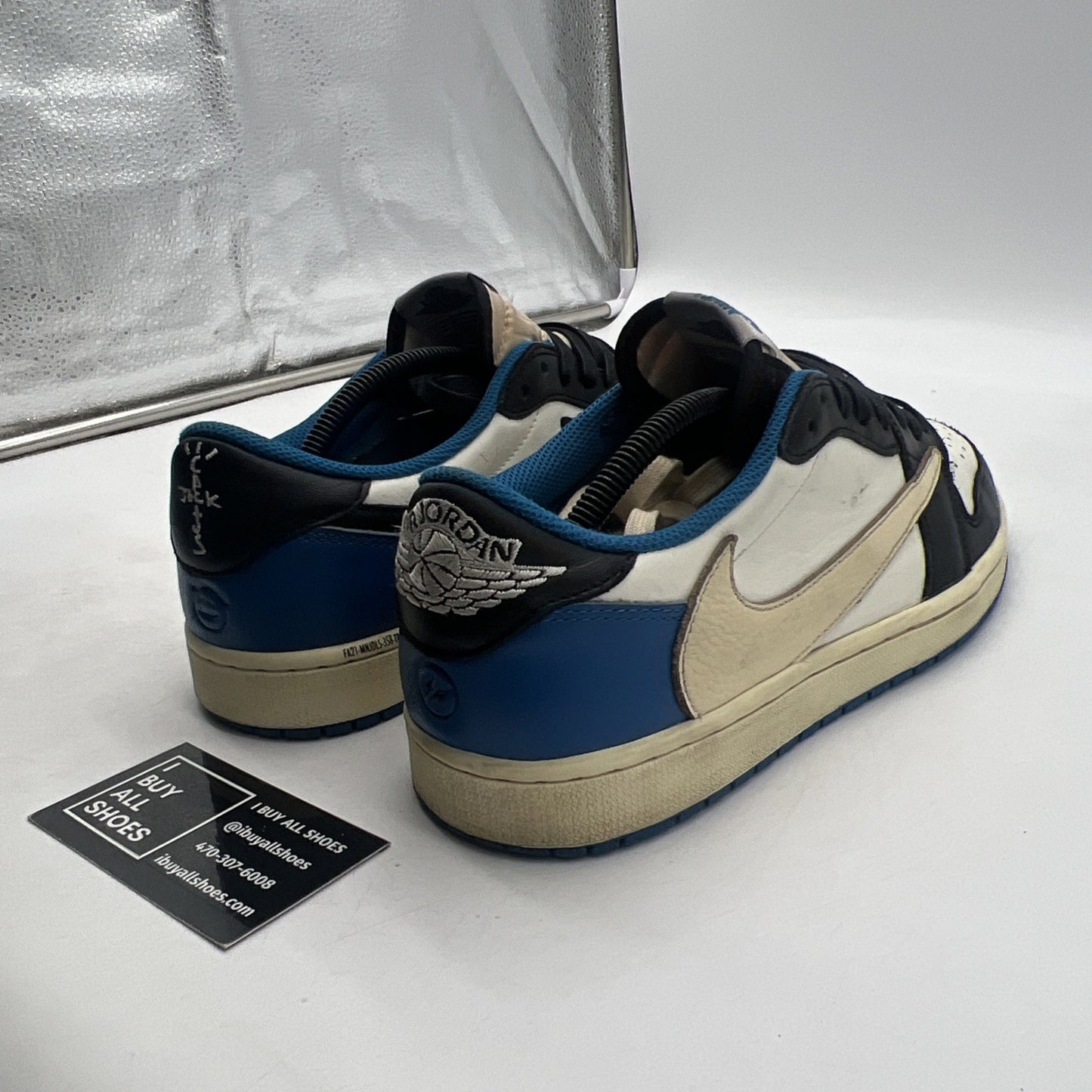 Size 10 - Jordan 1 Retro x Fragment Design x Travis Scott Low Blue (DM7866-140)