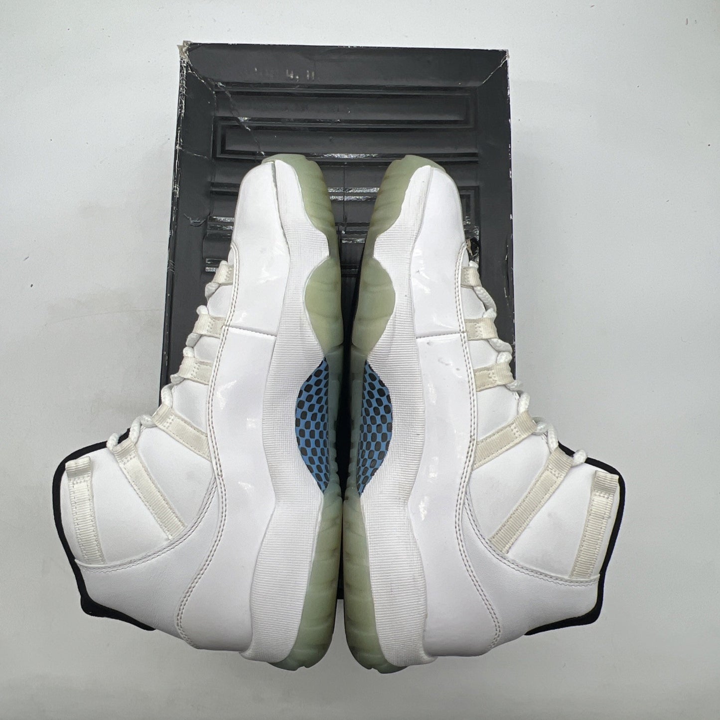 Size 9 - Air Jordan 11 Retro High Legend Blue (378037-117)