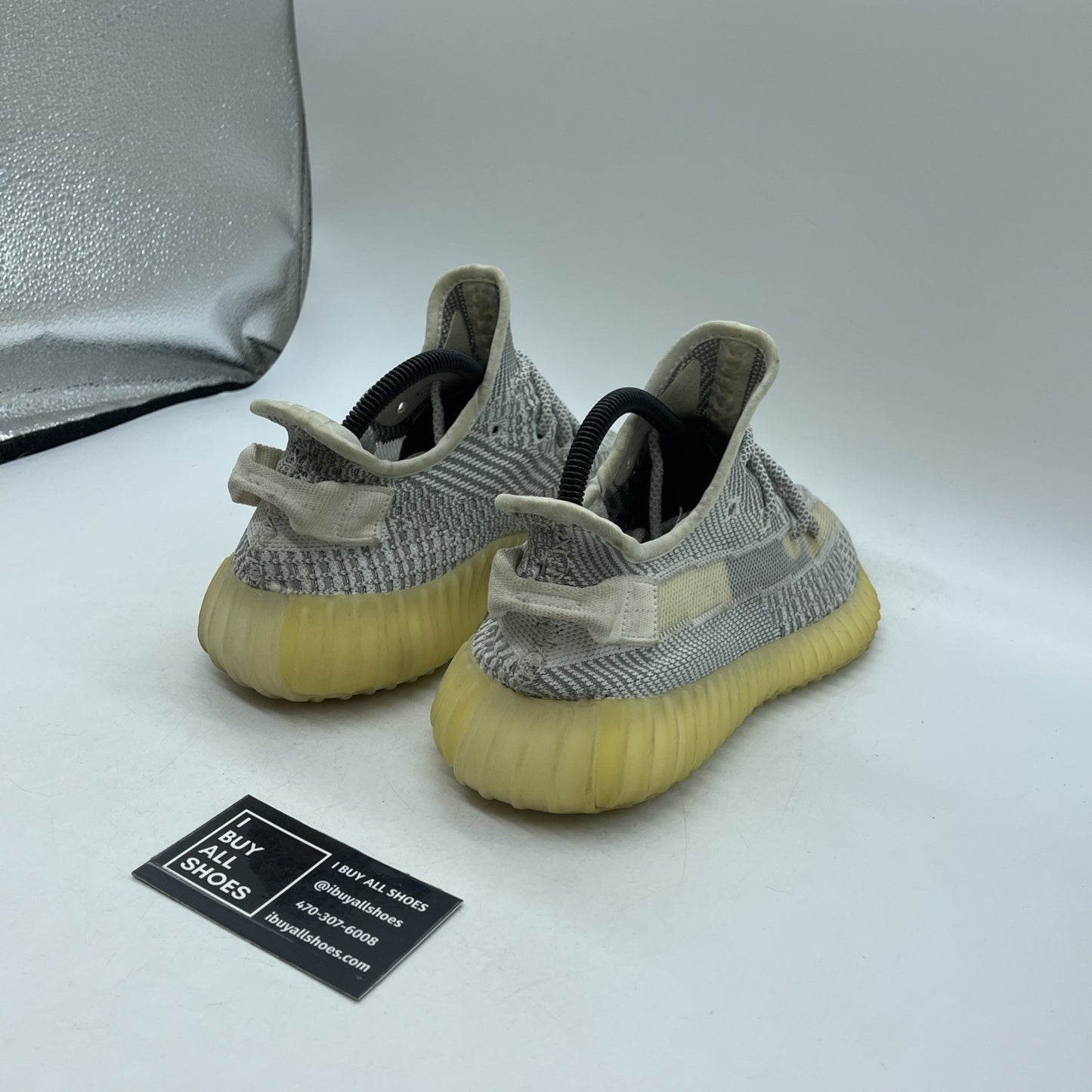 Size 8 - adidas Yeezy Boost 350 V2 2018 Low Static Non-Reflective (EF2905)