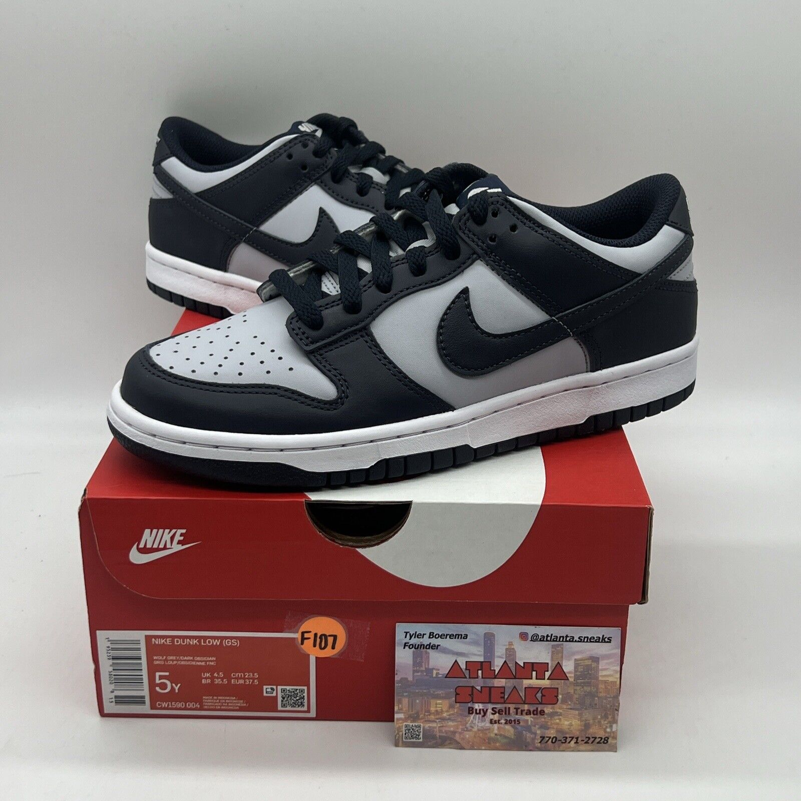 Size 5Y - Dunk Low Georgetown CW1590-004 Brand New Og All