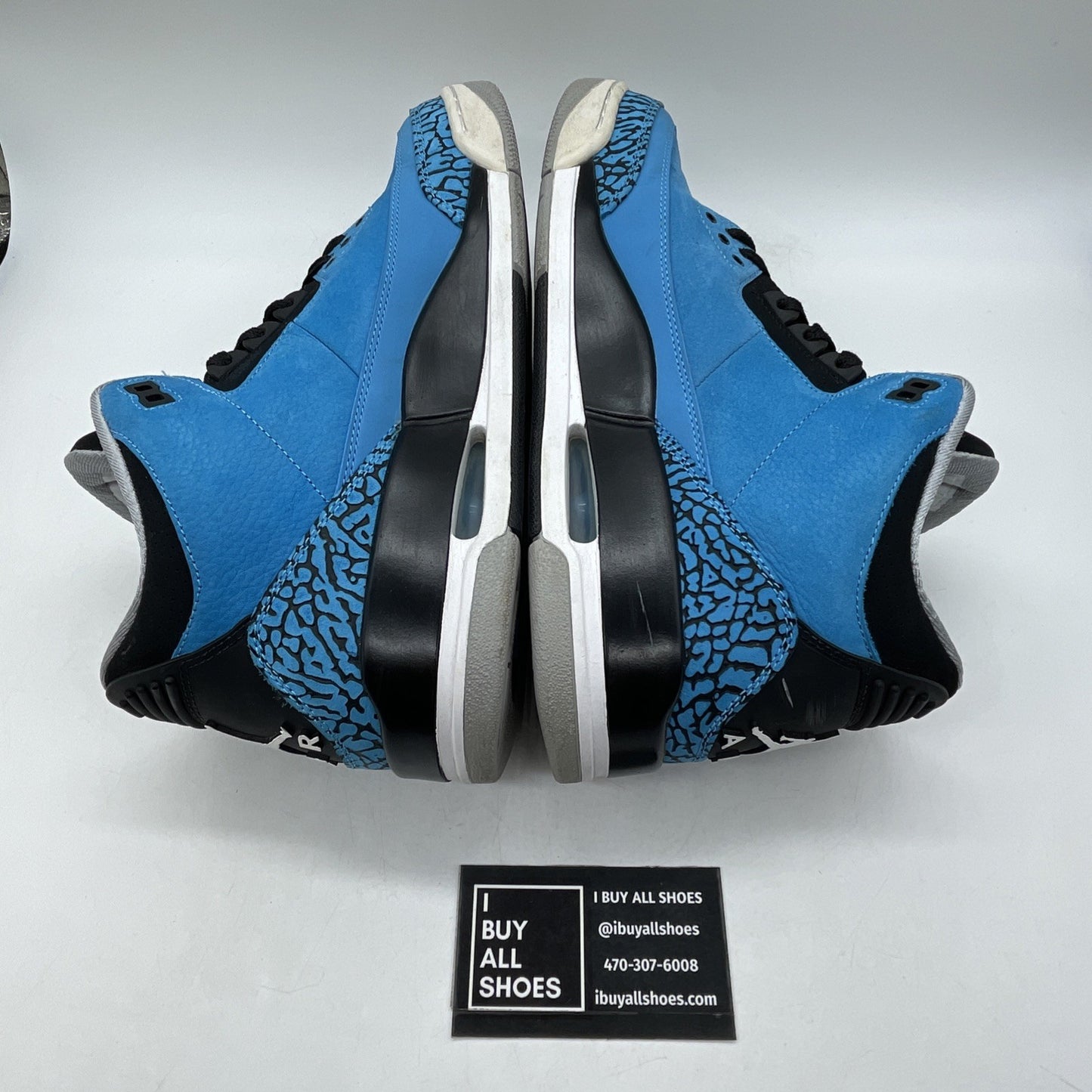 Size 9.5 - Air Jordan 3 Retro Powder Blue Black Suede (136064-406)