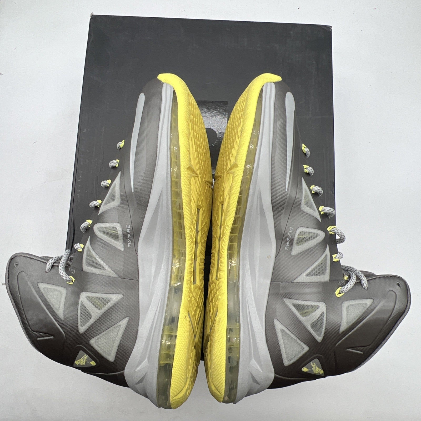 Size 10 - Nike LeBron 10 Yellow Diamond (541100-007)