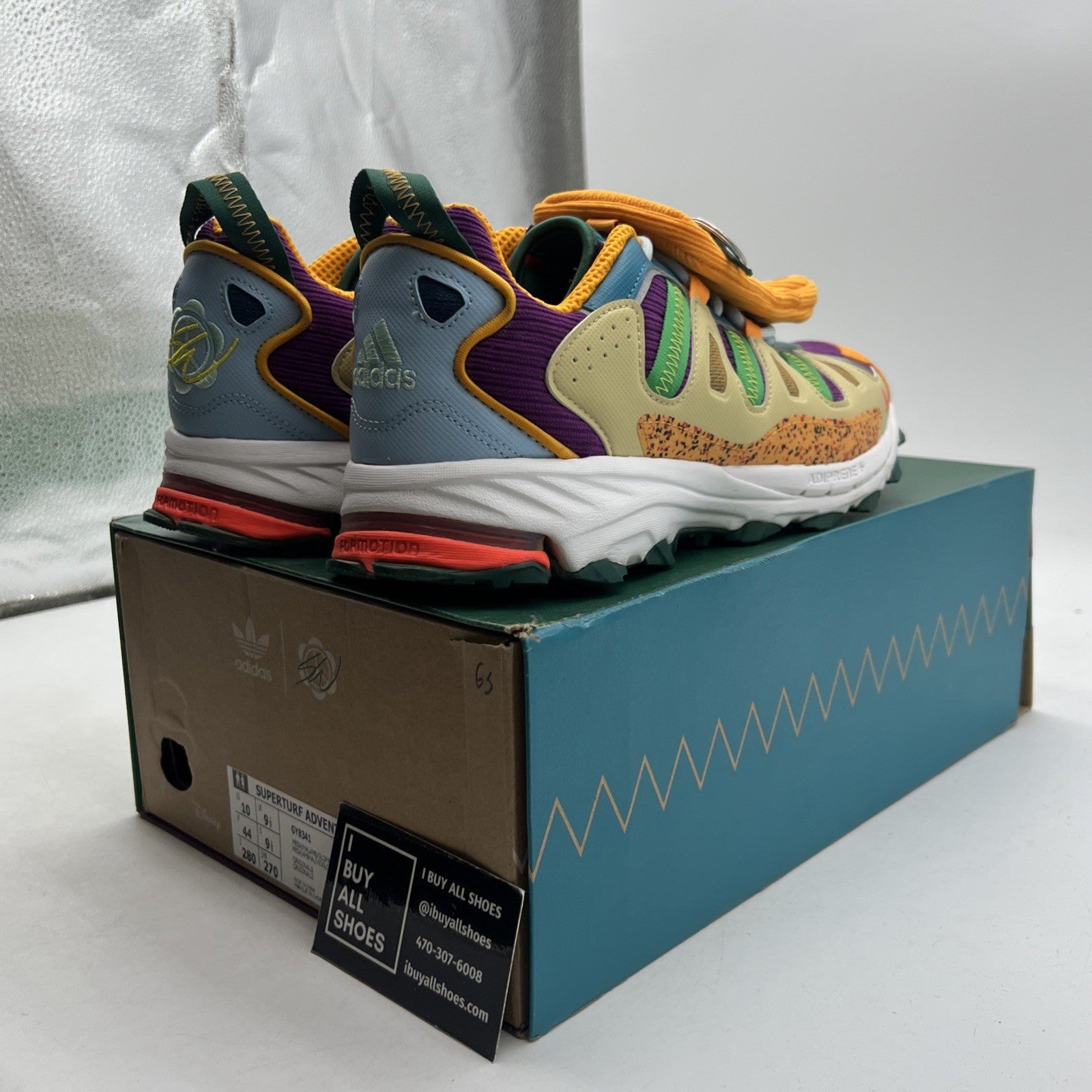 Size 10 - Sean Wotherspoon x Disney x Adidas Superturf Adventure Jiminy Cricket
