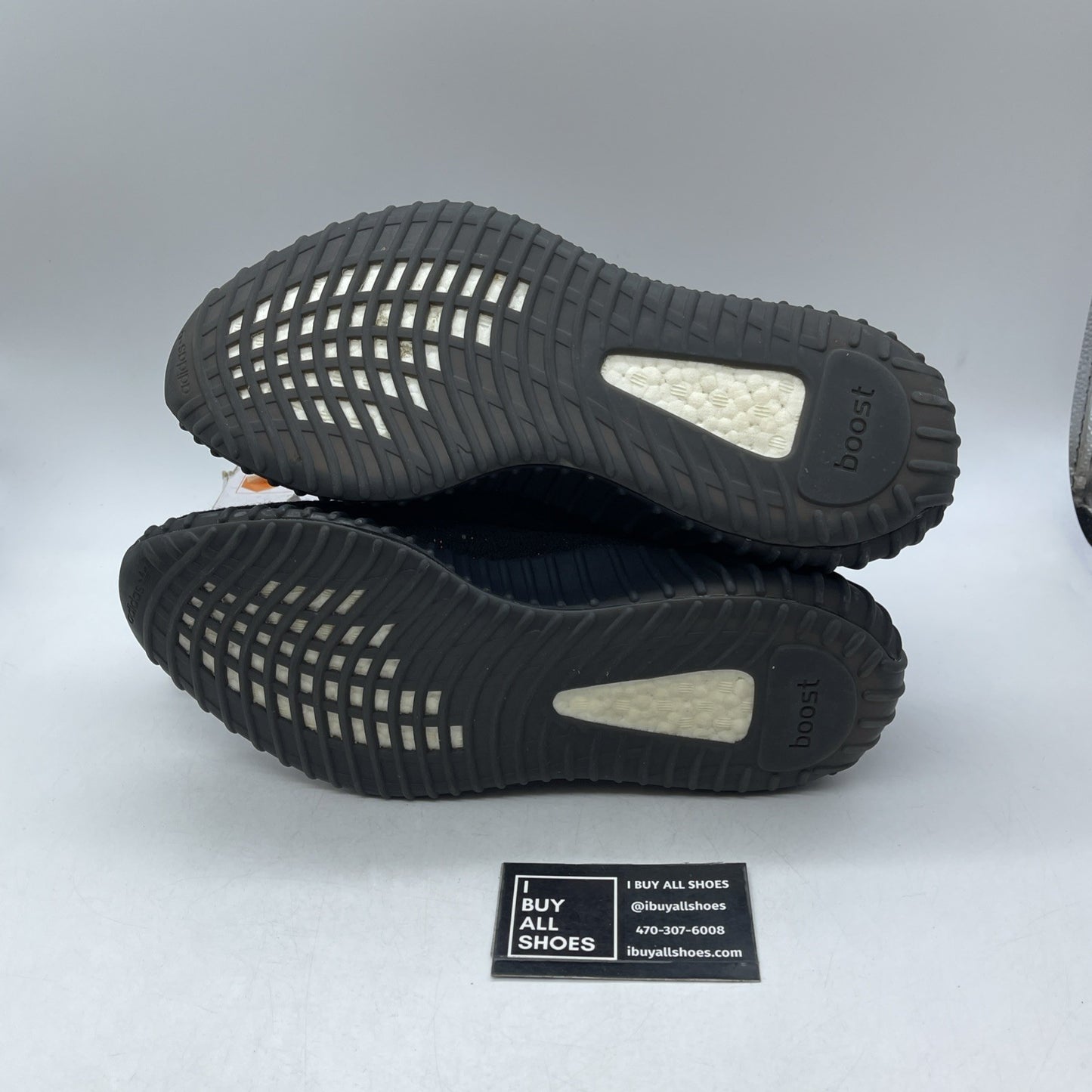 Size 9 - adidas Yeezy Boost 350 V2 Low Red Stripe (BY9612)