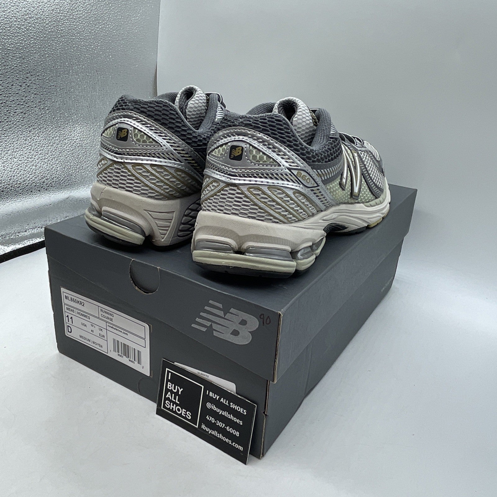 Size 11 - New Balance 860v2 Rain Cloud Magnet (ML860KR2)