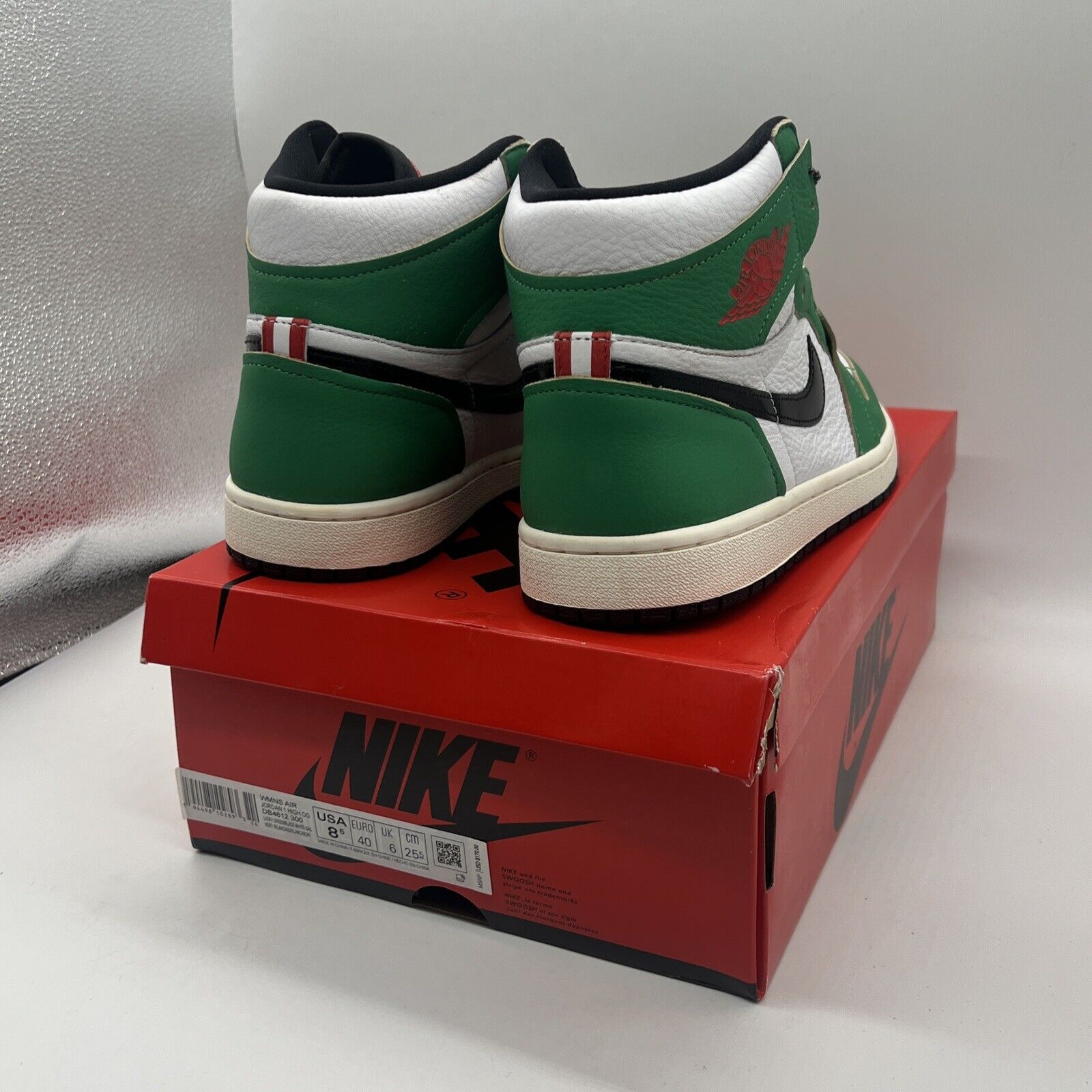 Size 8.5 - Air Jordan 1 Retro OG Lucky Green W Brand New Og All Black White Red