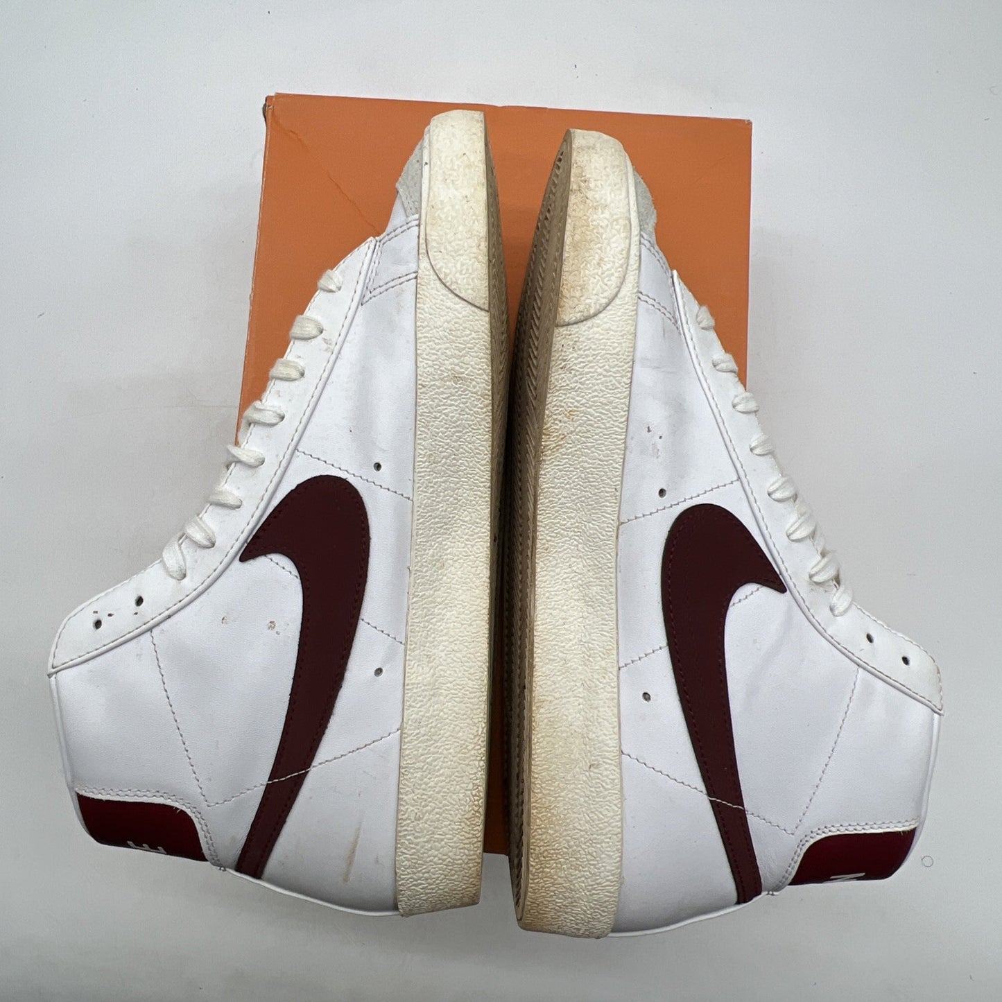 Size 11 - Nike Blazer '77 Vintage Mid White Team Red (BQ6806-111)