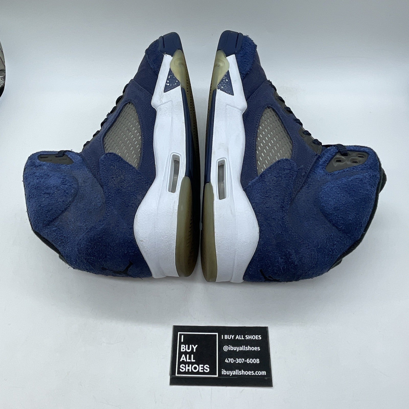 Size 10.5 - Air Jordan 5 Retro SE Midnight Navy Suede (FD6812-400)
