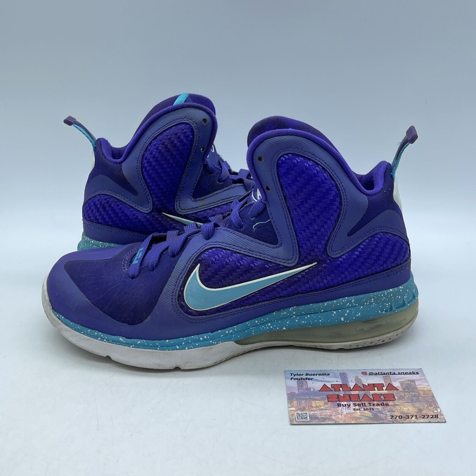 Size 6.5 (GS) - Nike LeBron 9 Mid Summit Lake Hornets Purple Suede (472664-500)