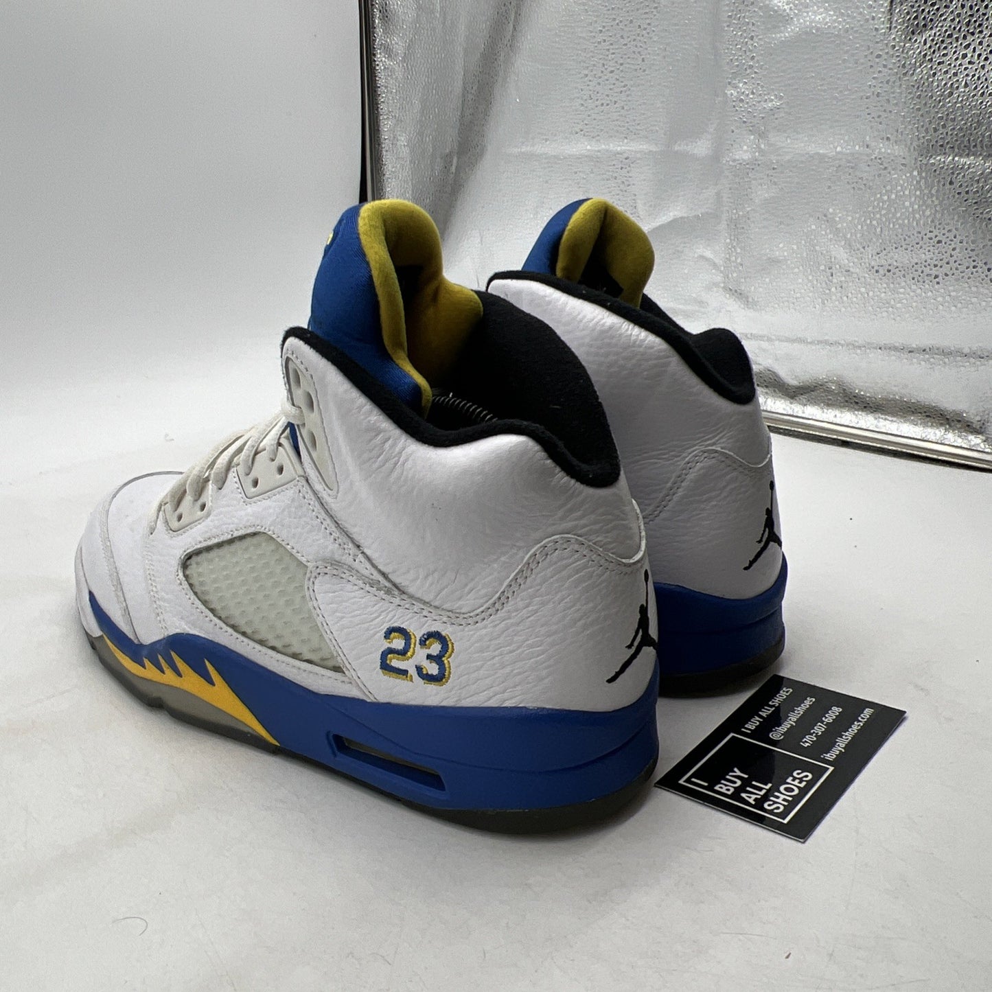 Size 9 - Air Jordan 5 Retro 2013 Laney (136027-189)