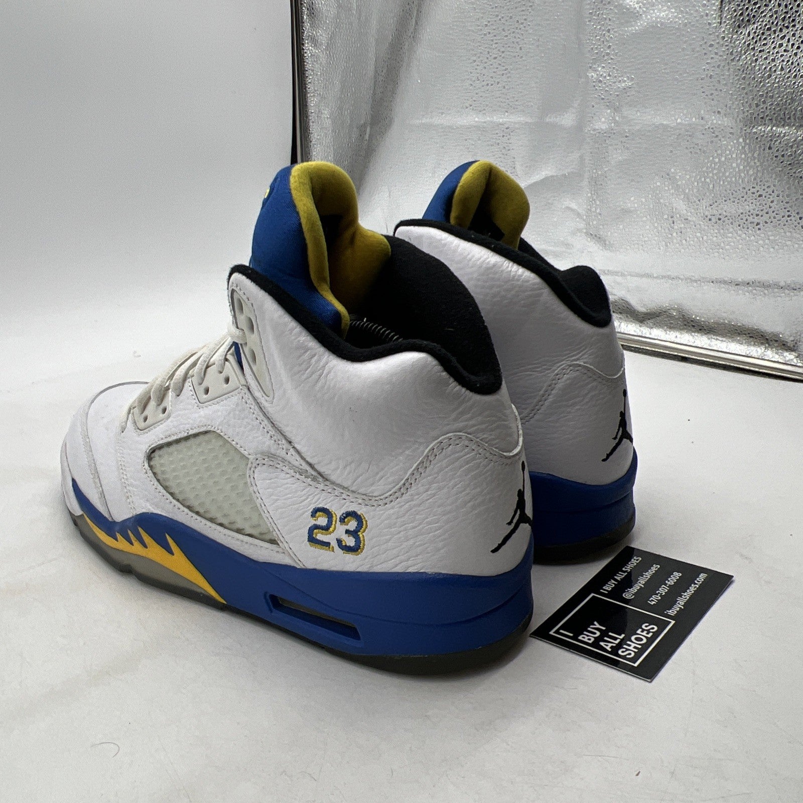 Size 9 - Air Jordan 5 Retro 2013 Laney (136027-189)
