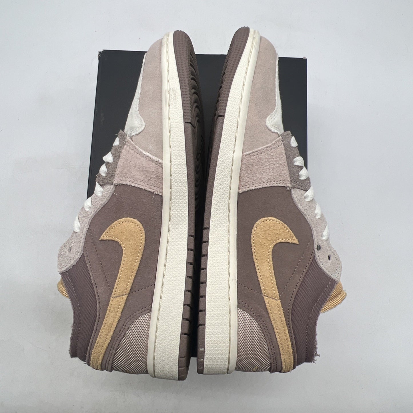 Size 9 - Air Jordan 1 Low SE Craft Inside Out (DN1635-200)