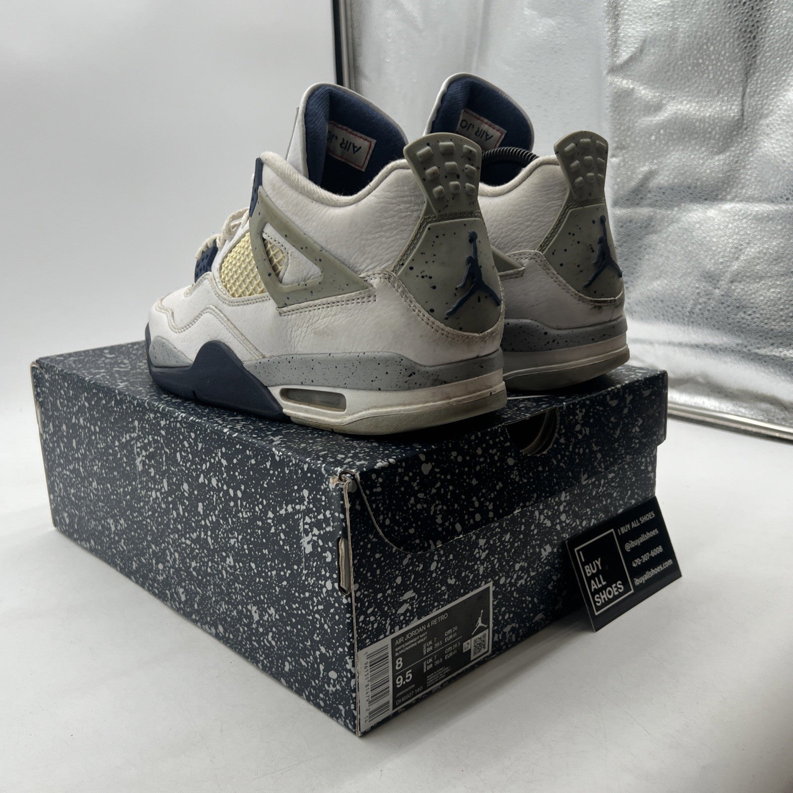Size 8 - Air Jordan 4 Retro Mid Midnight Navy (DH6927-140)