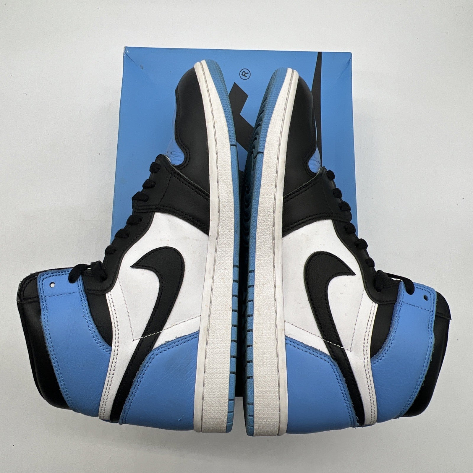 Size 10.5 - Air Jordan 1 Retro OG High UNC Toe (DZ5485-400)