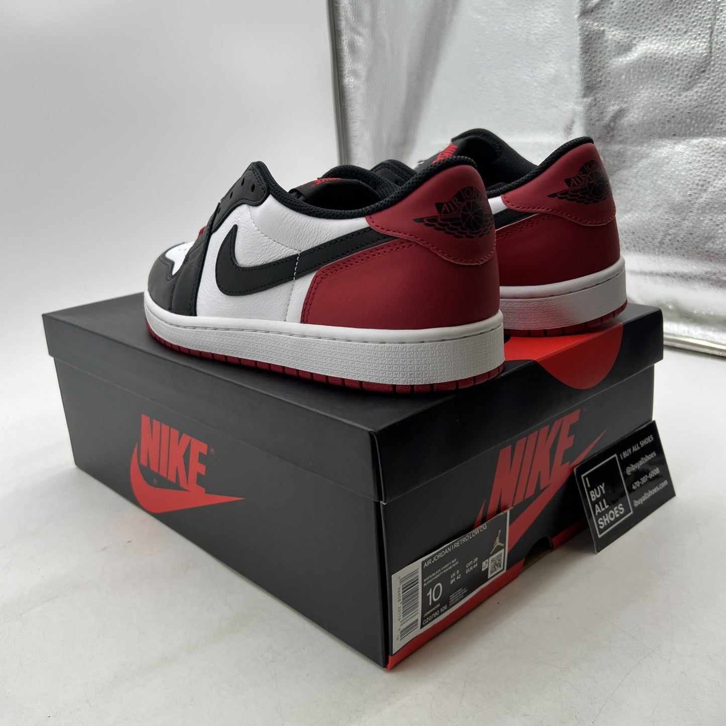 Size 10 - Air Jordan 1 Retro OG Low Black Toe (CZ0790-106)