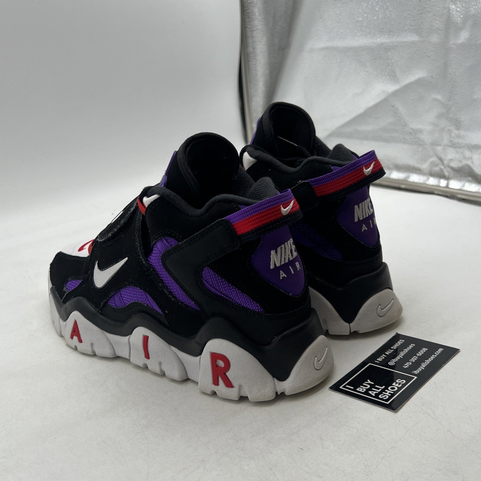 Size 10 - Nike Air Barrage QS Mid Raptors (CD9329-001)