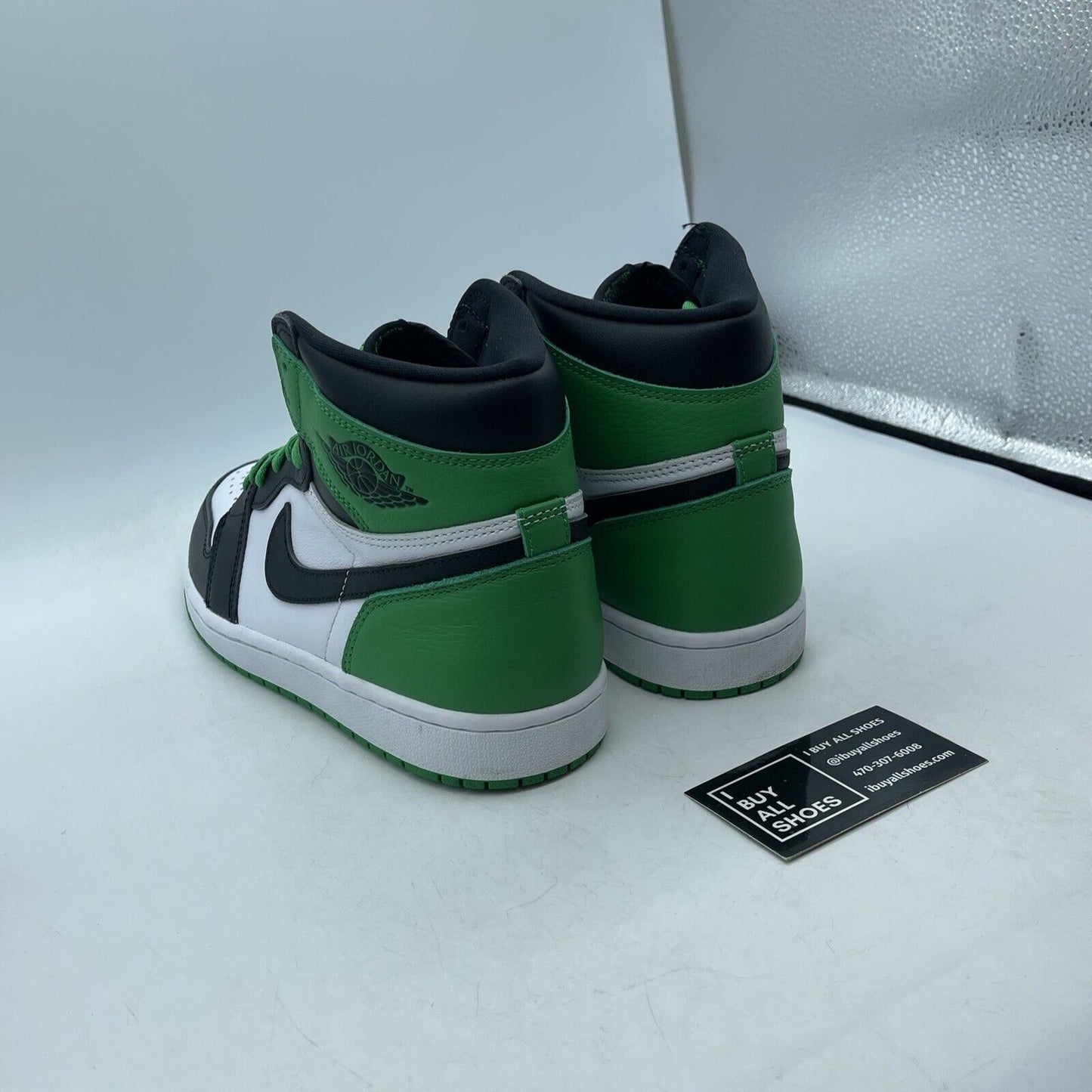 Size 9 - Air Jordan 1 Retro OG High Lucky Green White Black Leather (DZ5485-031)
